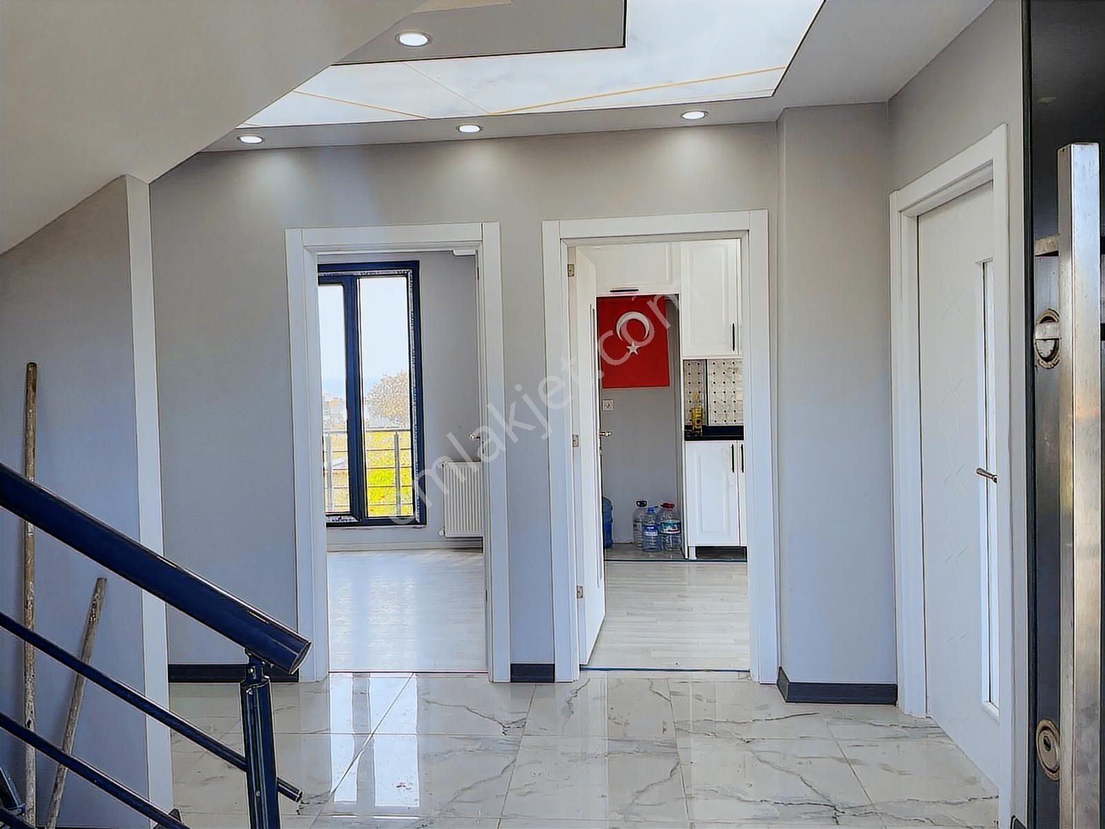 Silivri Gümüşyaka'da Deniz Manzaralı Müstakil Villa - Görsel 16