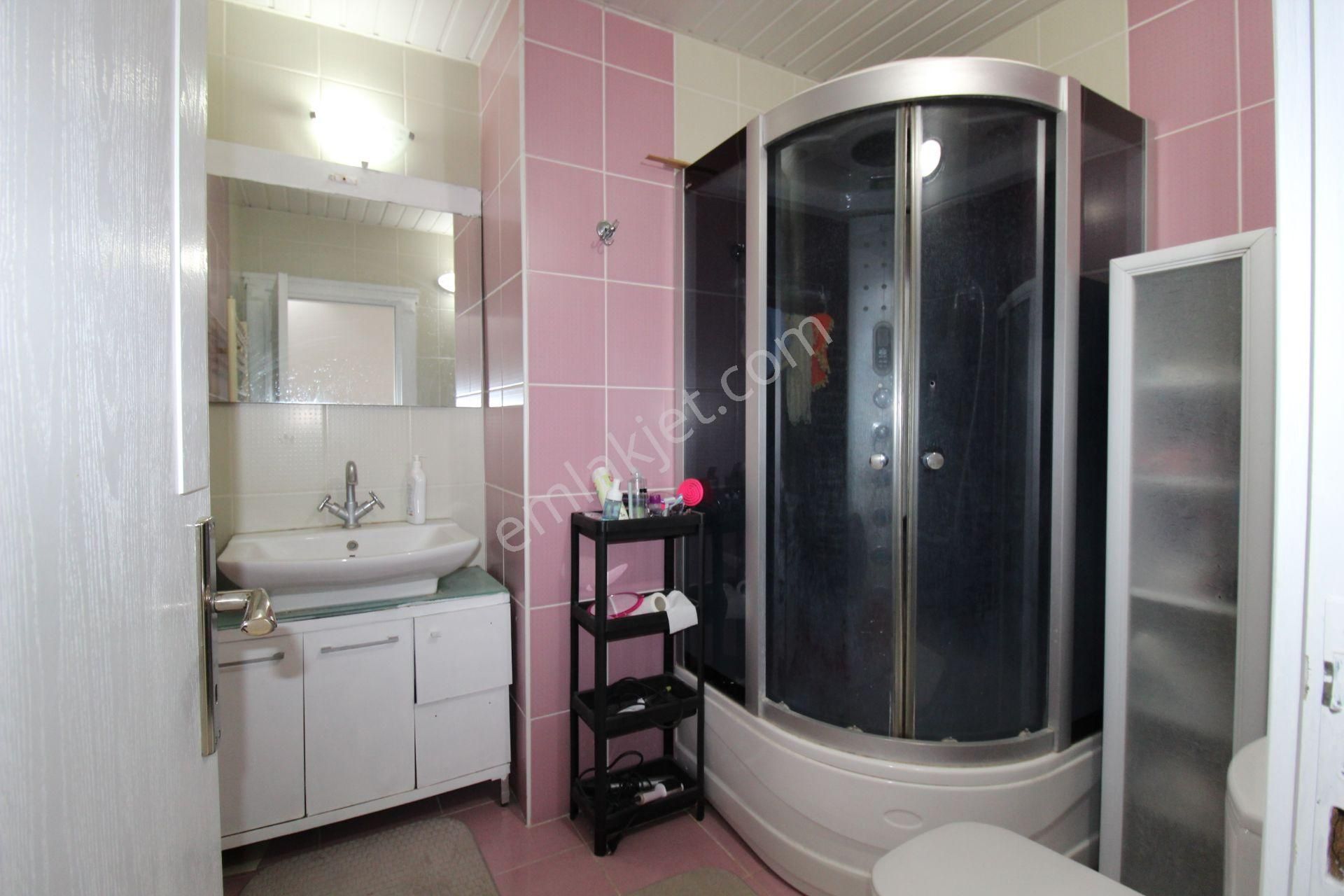 Aslan'dan Cepheleri Açık Merkezi Konumda Acil Satılık 3+1 - Görsel 19