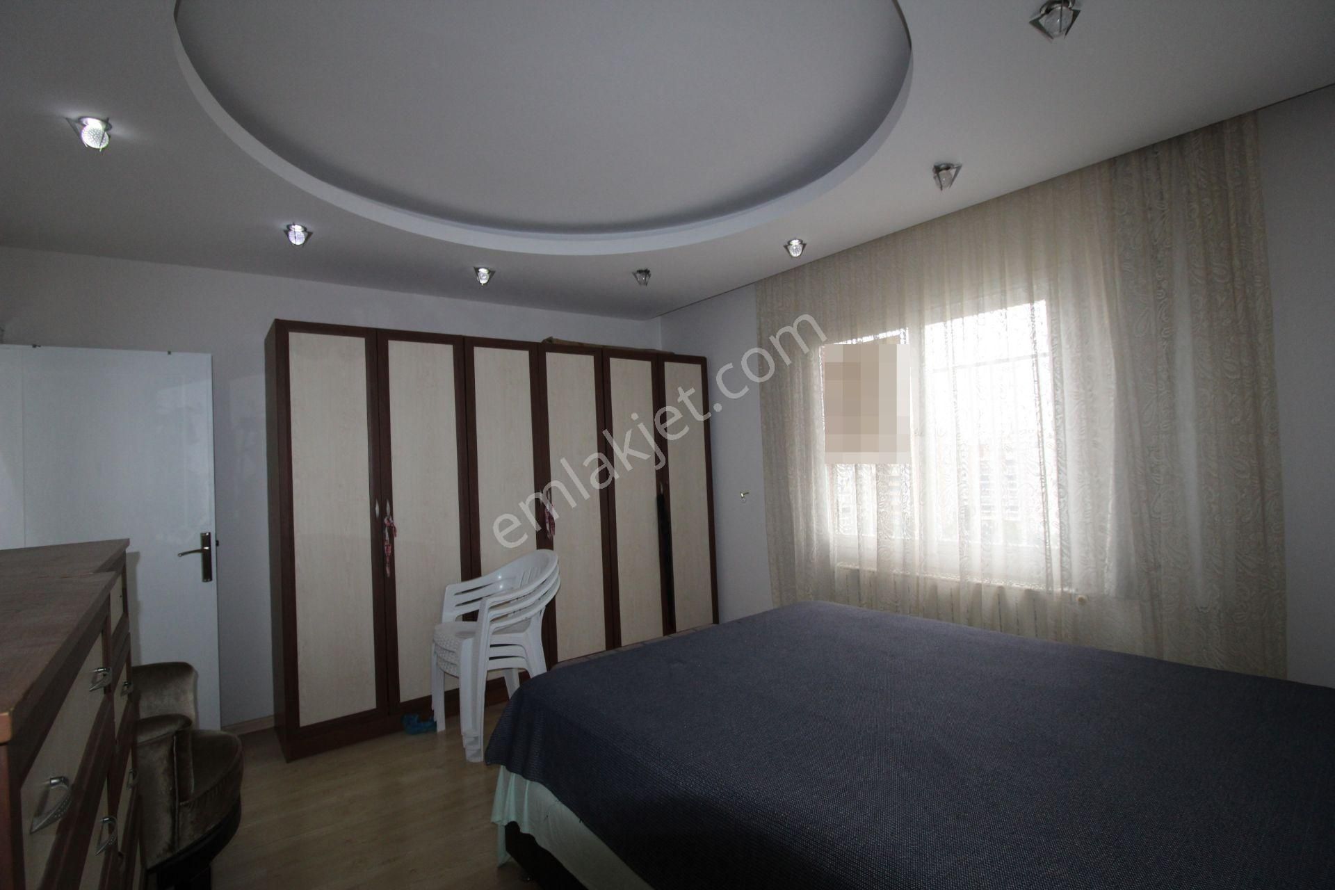 Aslan'dan Cepheleri Açık Merkezi Konumda Acil Satılık 3+1 - Görsel 18