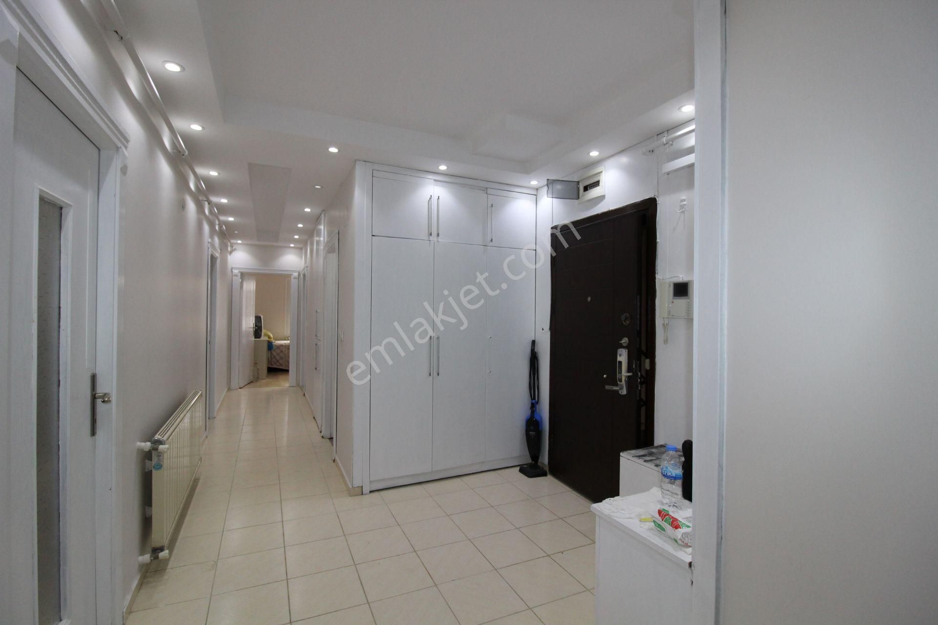 Aslan'dan Cepheleri Açık Merkezi Konumda Acil Satılık 3+1 - Görsel 22