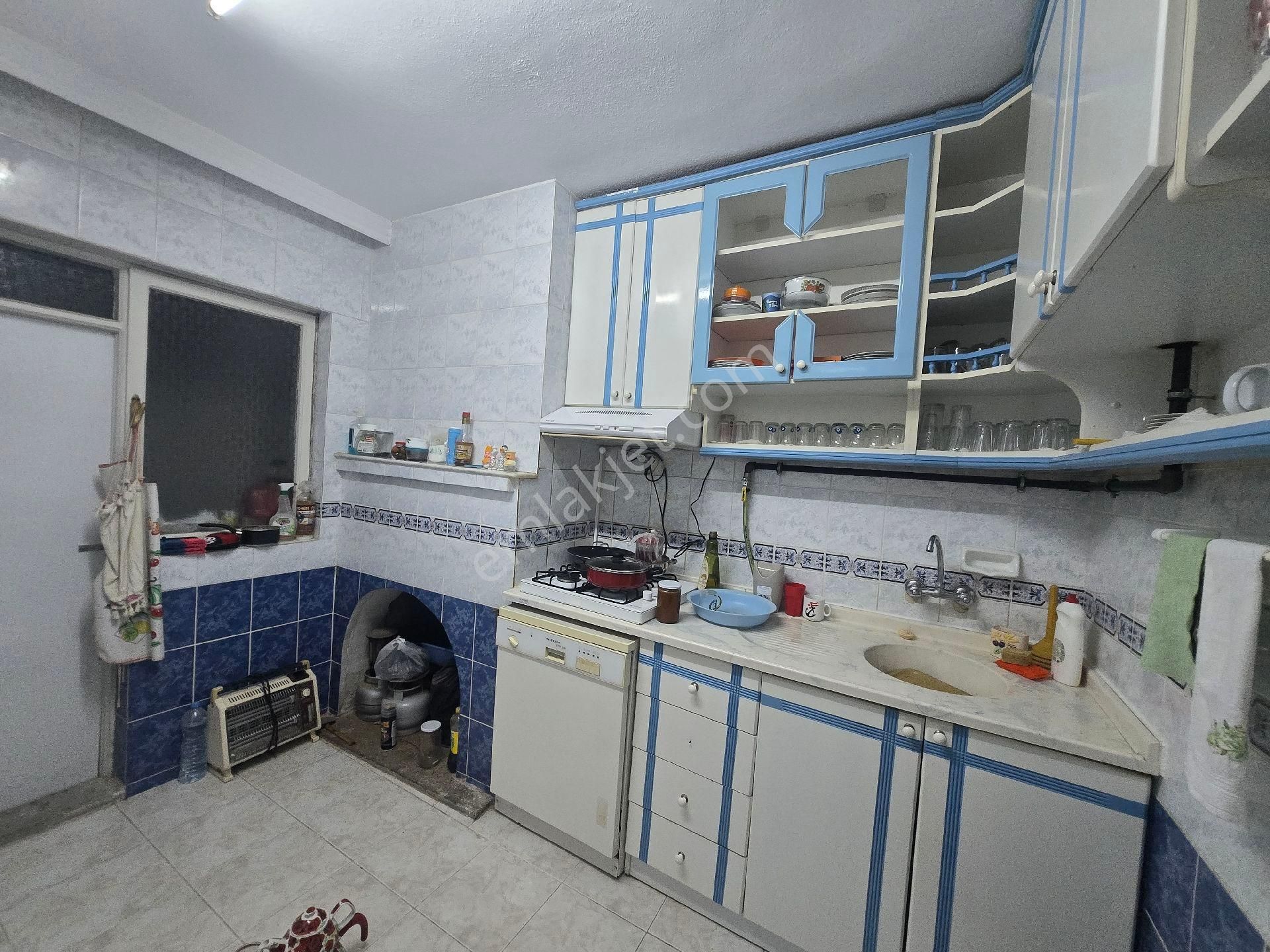 Müstakil 3+1 Bahçeli - Görsel 11