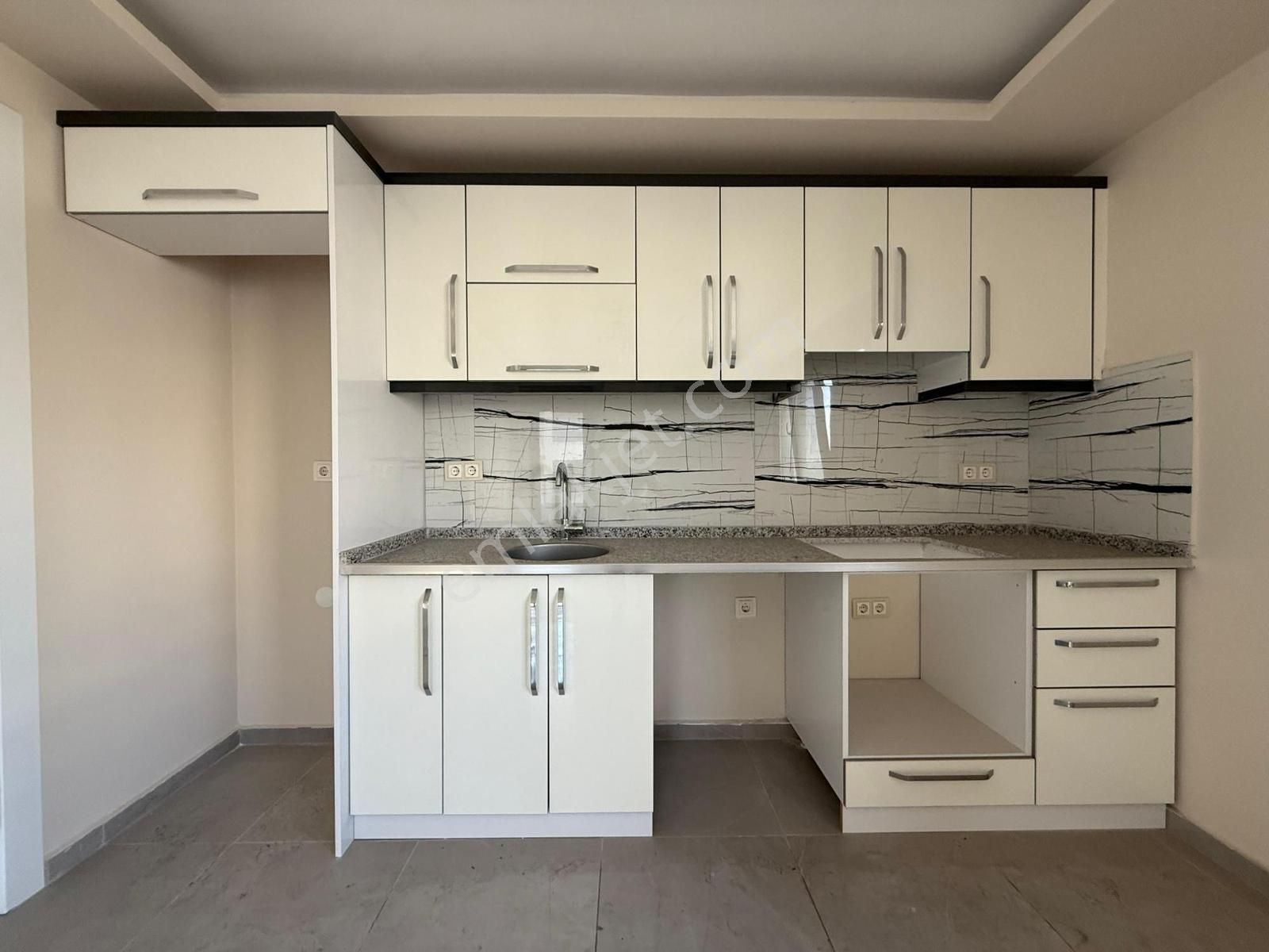 Altınkum Sahiline Sadece 50 Adım! Eşsiz Konumda 2+1 Daire - Görsel 22