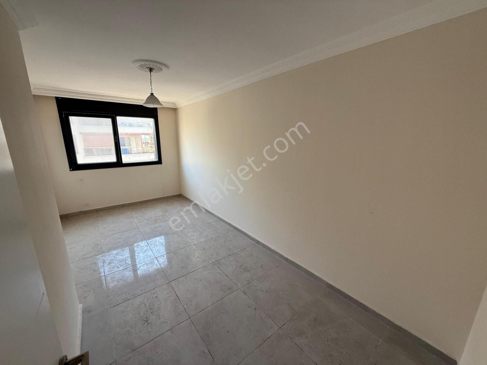 Altınkum Sahiline Sadece 50 Adım! Eşsiz Konumda 2+1 Daire - Görsel 12