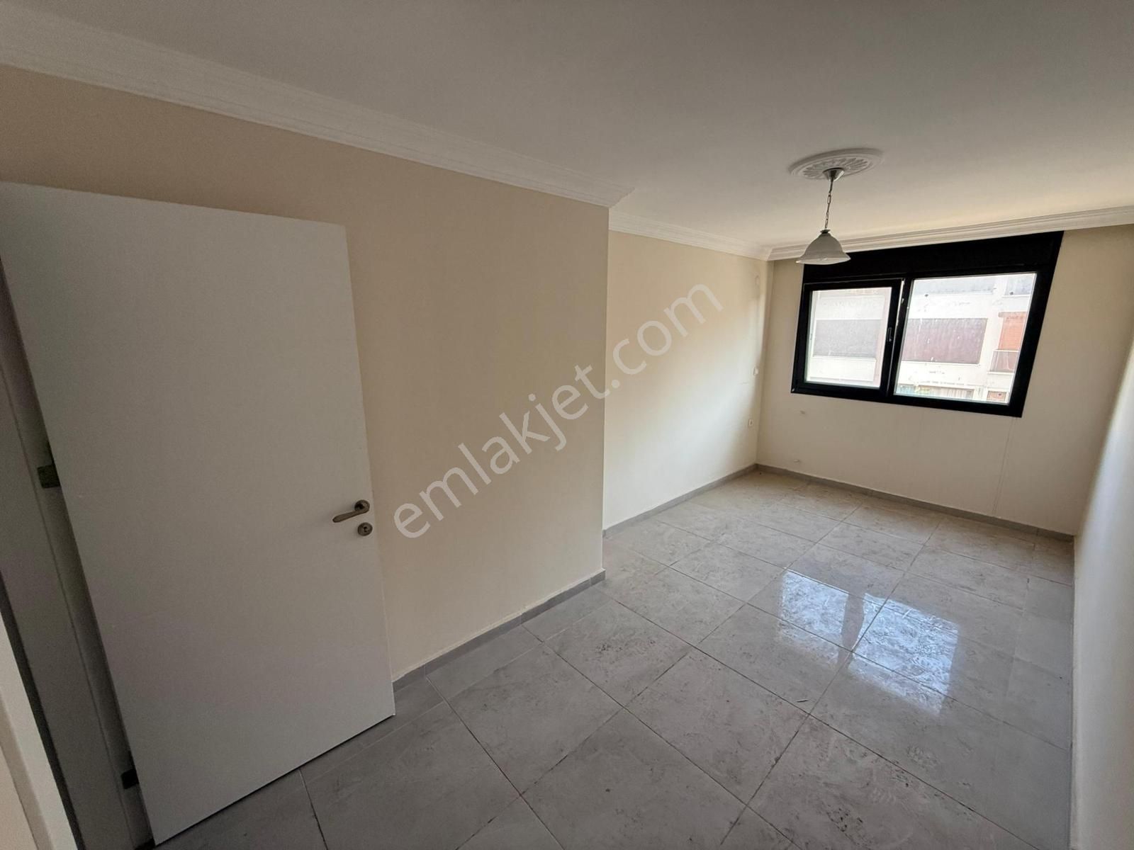 Altınkum Sahiline Sadece 50 Adım! Eşsiz Konumda 2+1 Daire - Görsel 14