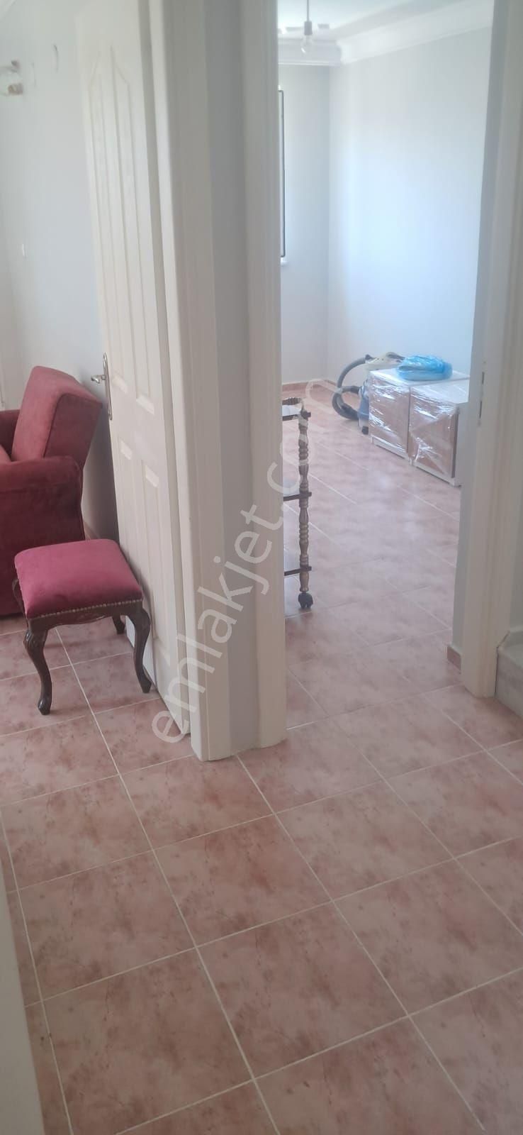 Kuşadası, Kadınlar Denizi Mah.de, Ortak Havuzlu Denize Yakın Sitede Villa - Görsel 9