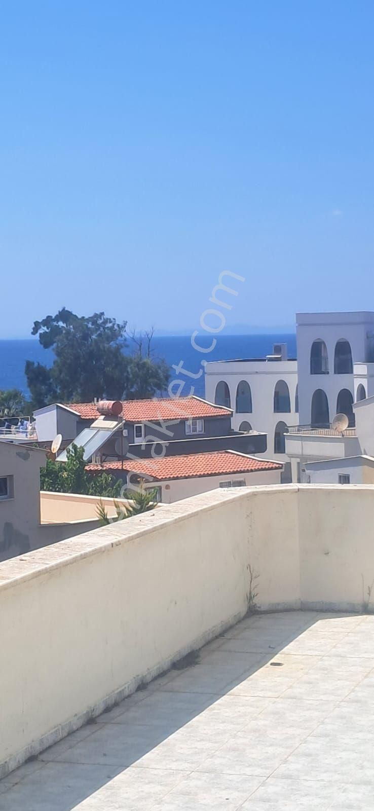 Kuşadası, Kadınlar Denizi Mah.de, Ortak Havuzlu Denize Yakın Sitede Villa - Görsel 6