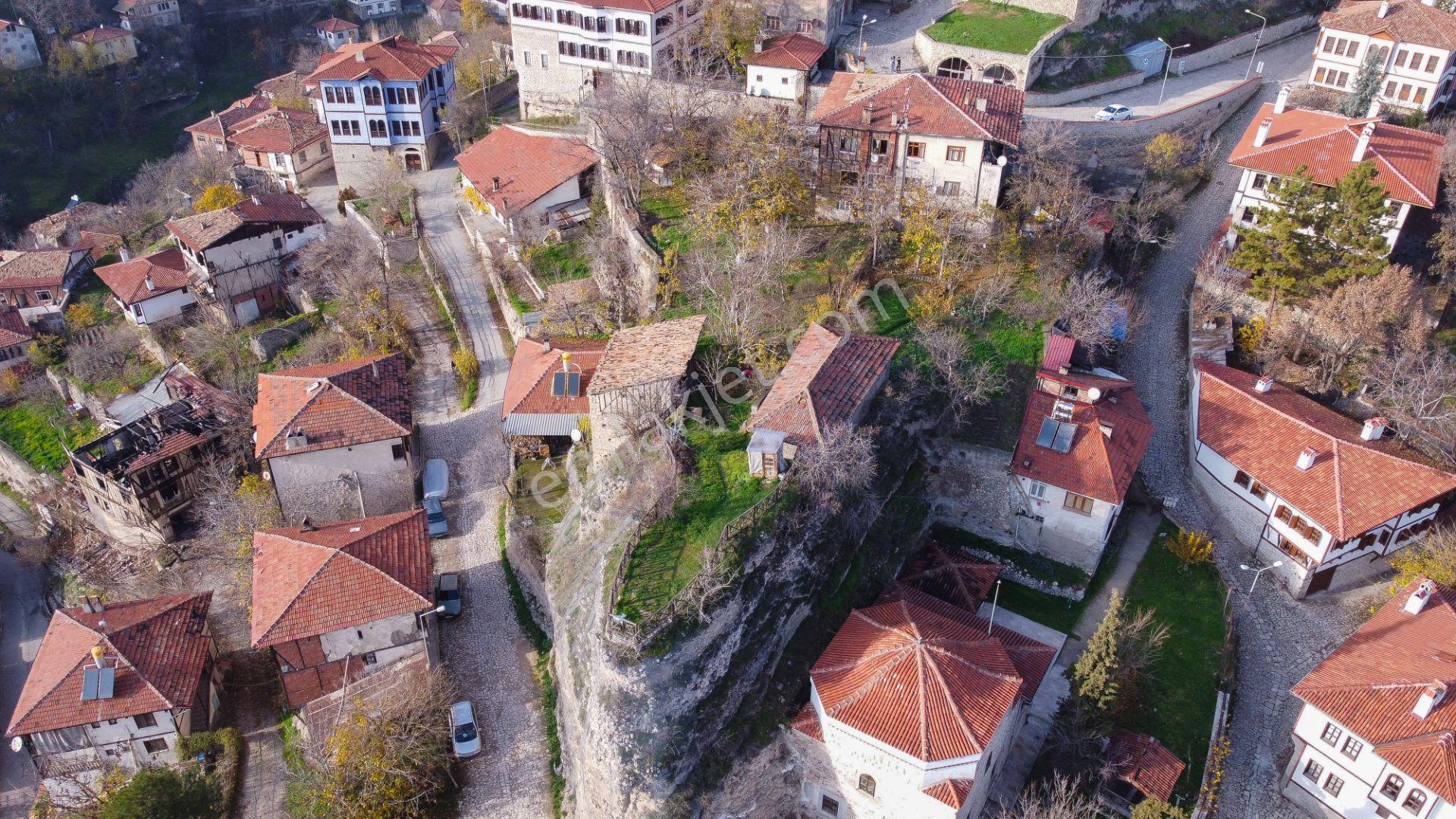 Karabük Safranbolu Çeşme Mahallesinde Tarihi Ev Ve Arsası - Görsel 11