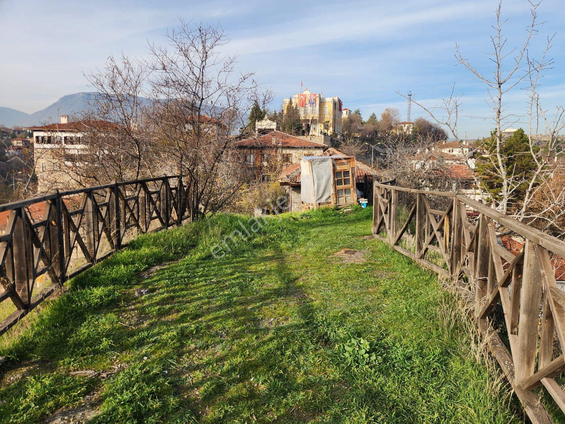Karabük Safranbolu Çeşme Mahallesinde Tarihi Ev Ve Arsası - Görsel 25