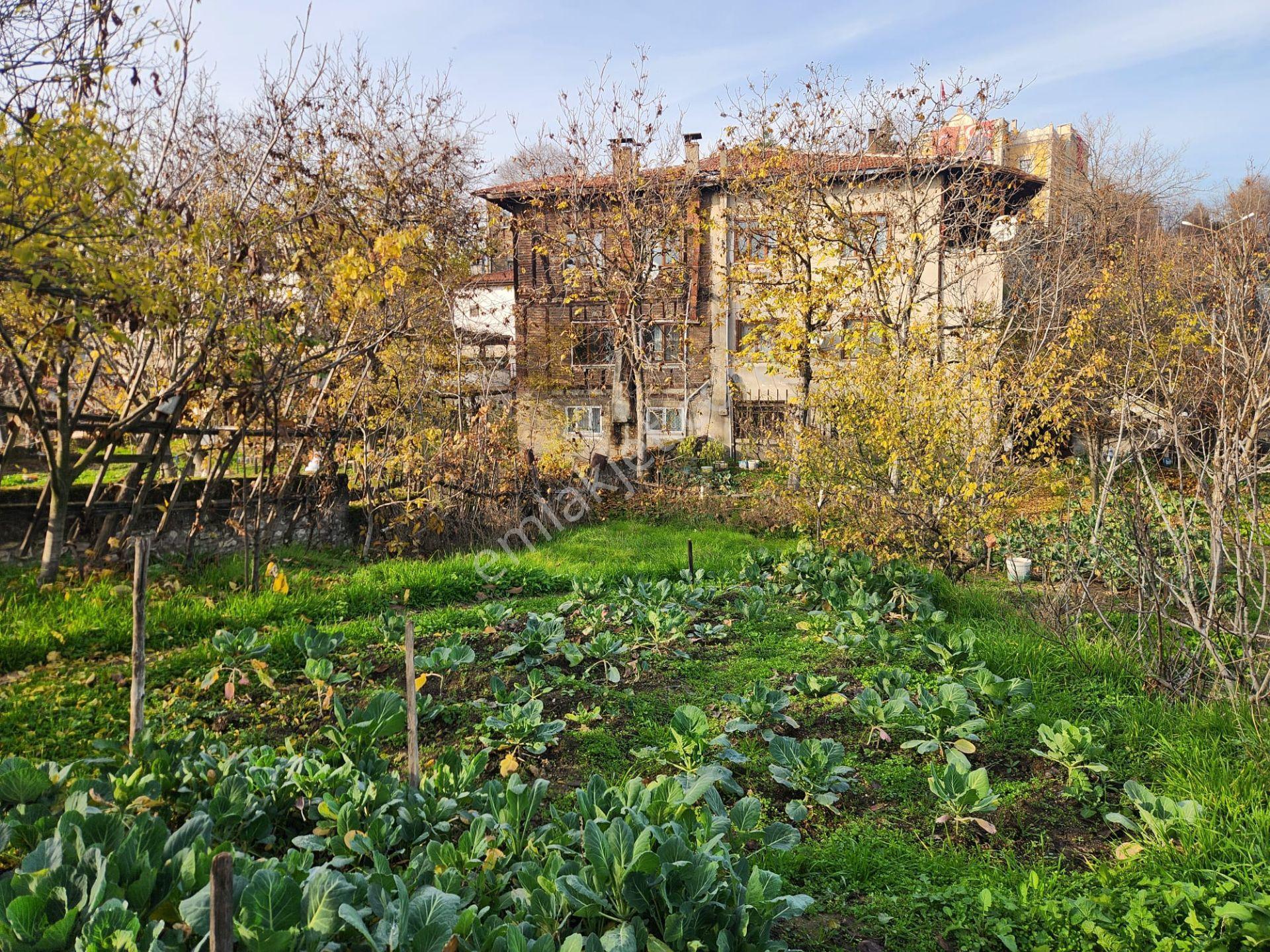 Karabük Safranbolu Çeşme Mahallesinde Tarihi Ev Ve Arsası - Görsel 21