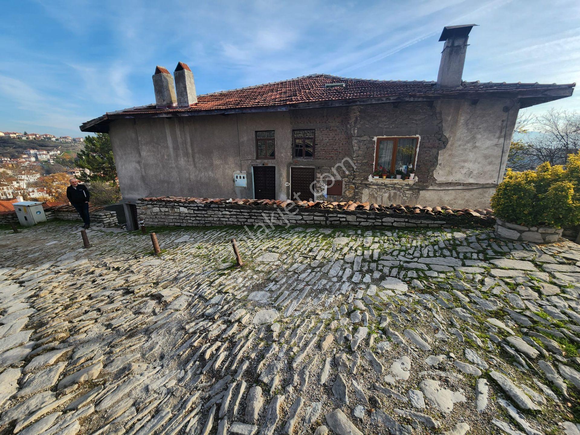 Karabük Safranbolu Çeşme Mahallesinde Tarihi Ev Ve Arsası - Görsel 18