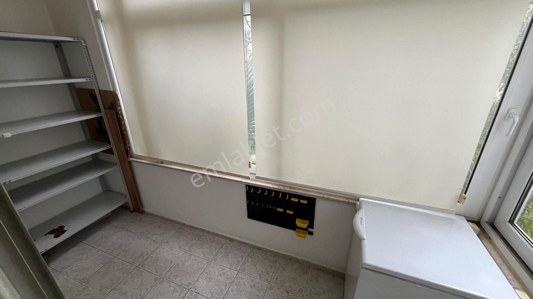 Armutalan Yunus Nadi Caddesinde Geniş 2+1 Eşyalı Daire Giriş Kat - Görsel 10