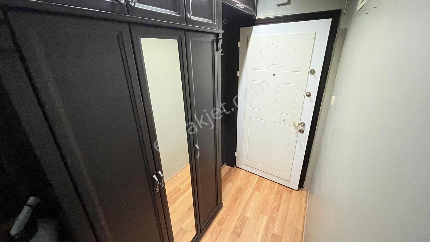 Armutalan Yunus Nadi Caddesinde Geniş 2+1 Eşyalı Daire Giriş Kat - Görsel 5