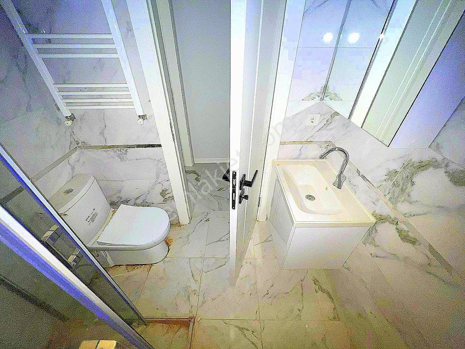 ▃birikim▃altıntepede Sahile Yakın Özel Teras Kullanımlı Yeni 2+1 - Görsel 19