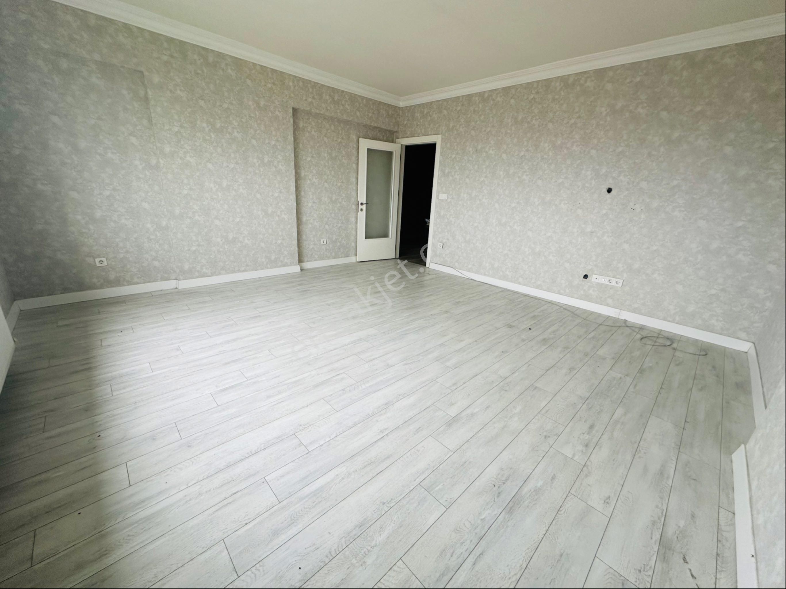 Brandıum Avm Arkasında Yüksek Kat İçi Yenilenmiş Kiralık - Görsel 5