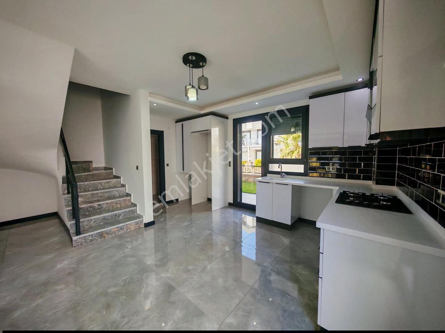 Didim Hisar Mah Havuzlu Sitede Satılık 3+1 Bitişik Nizamlı - Görsel 5