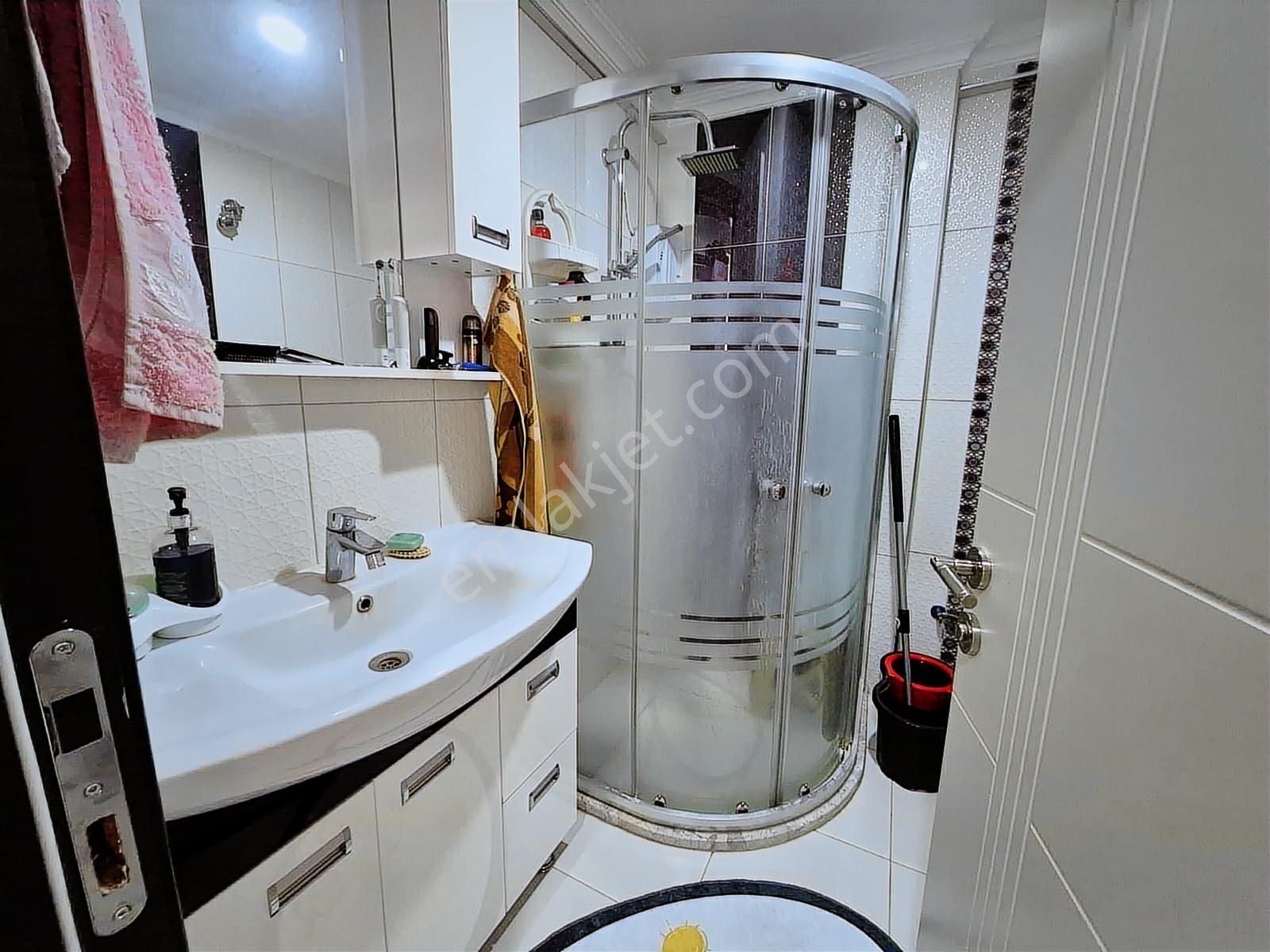 Stoptan Karaçalı Mahallesi Geniş Ara Kat 1+1 Satılık Daire - Görsel 9