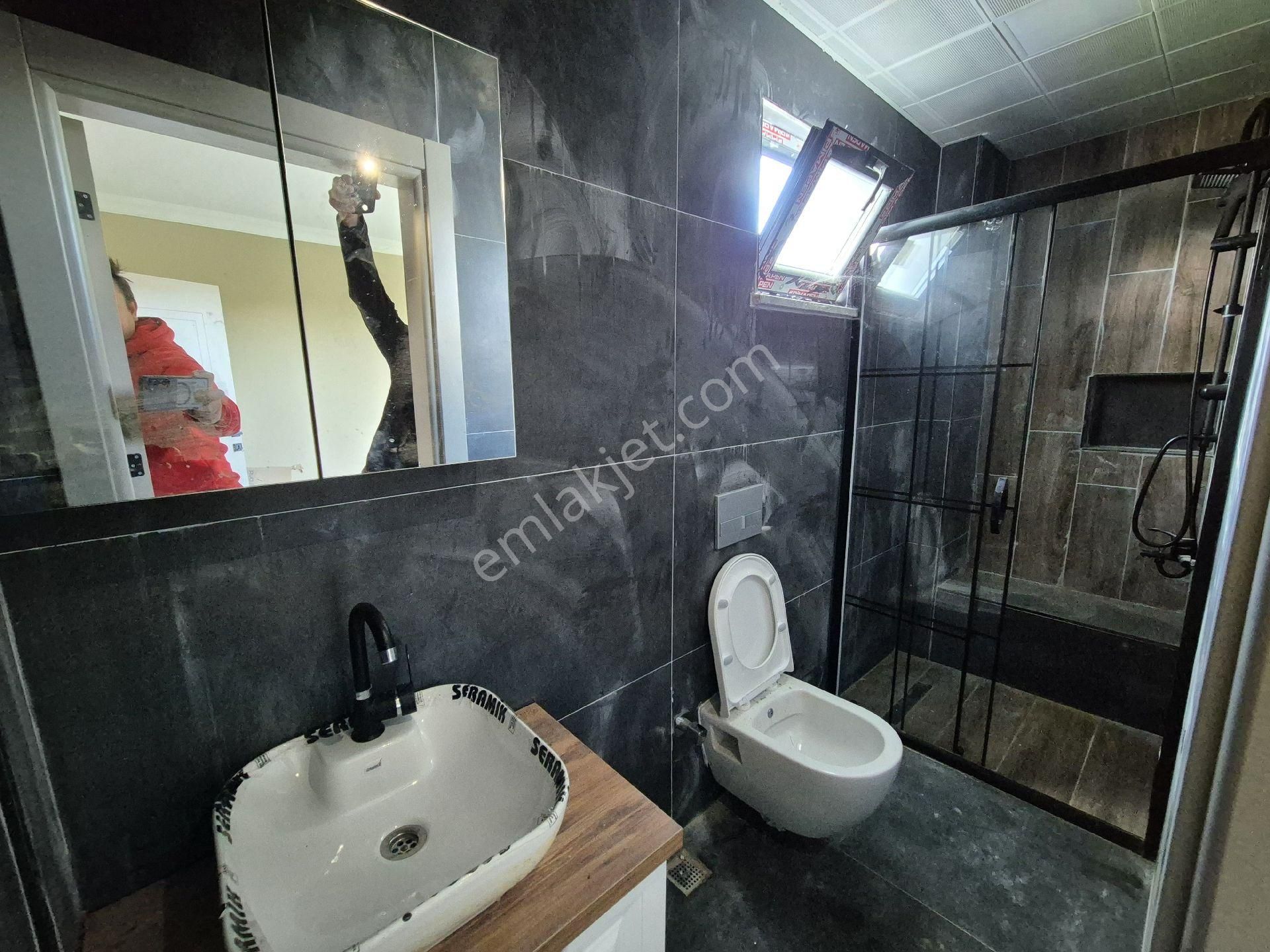 Kartallar'dan Büyük Bahçeli Merkezde L - Görsel 31