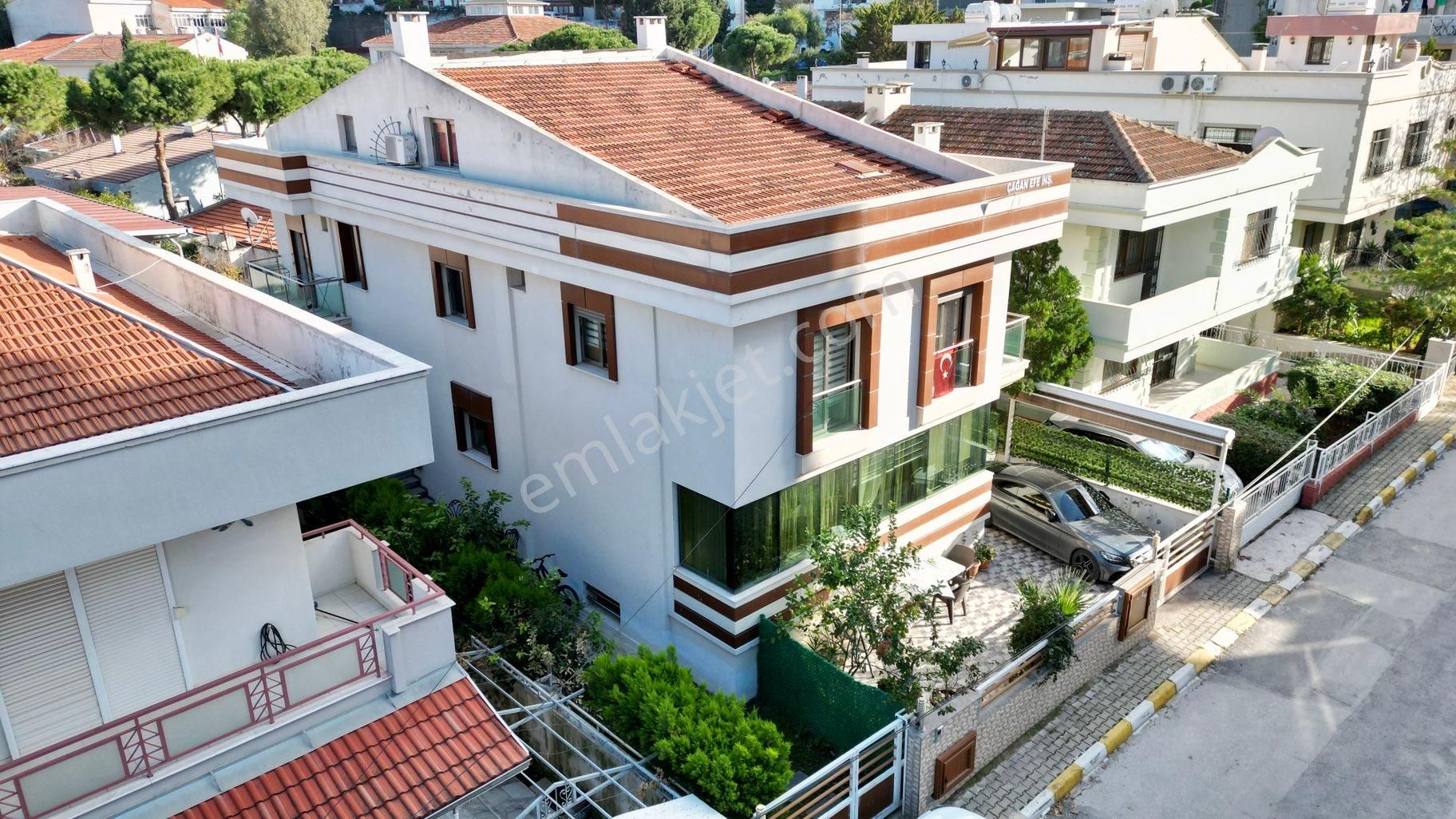 Balçova Korutürk ‘te Satılık 7+1 Bahçeli Villa - Görsel 4