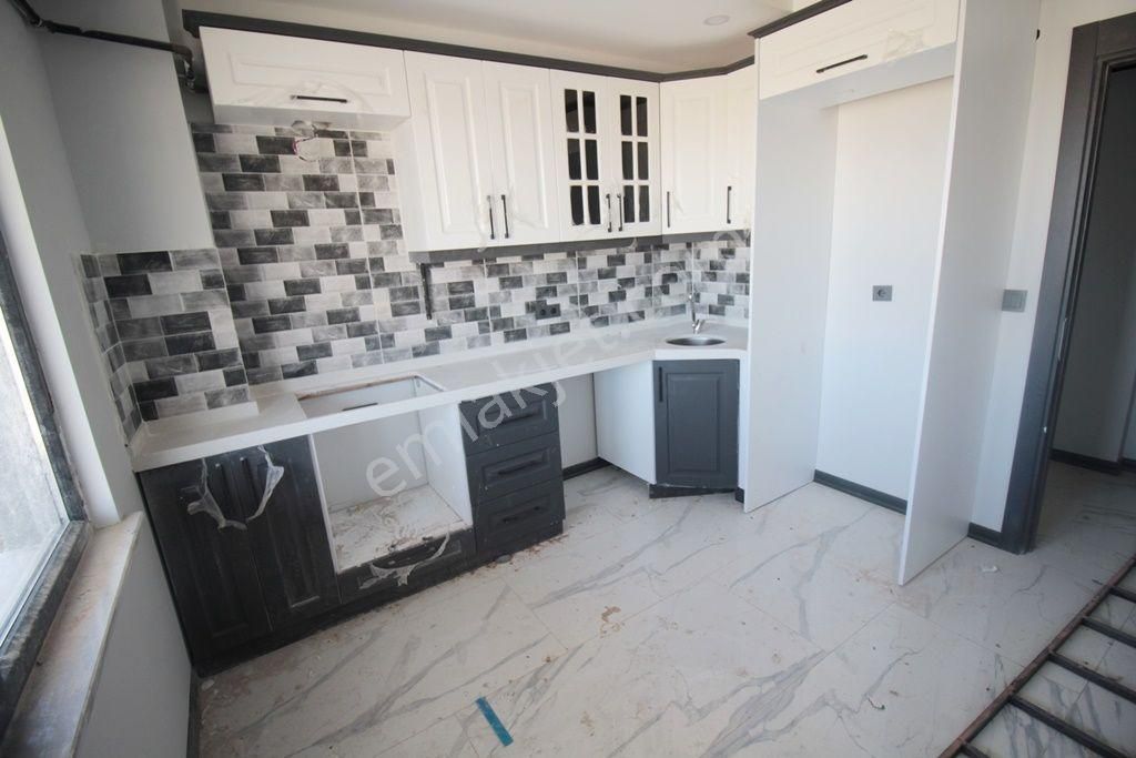 Tekirdağ Çorlu Havuzlarda Satılık '2+1 / 85 M2' Site İçinde Sıfır Daire