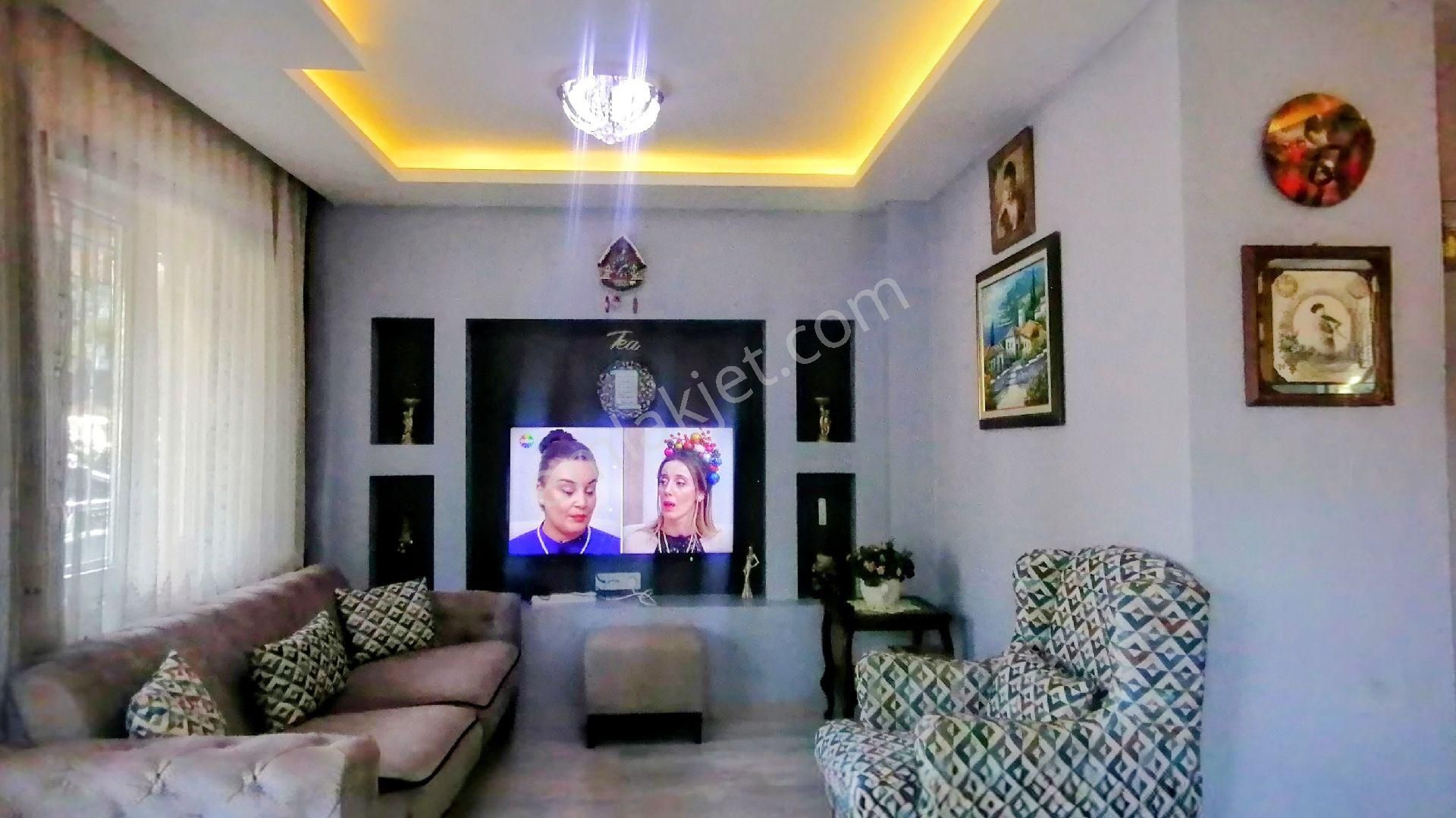 İzmir/selçuk/atatürk Mh.2+1,doğalgazlı, Merkezi