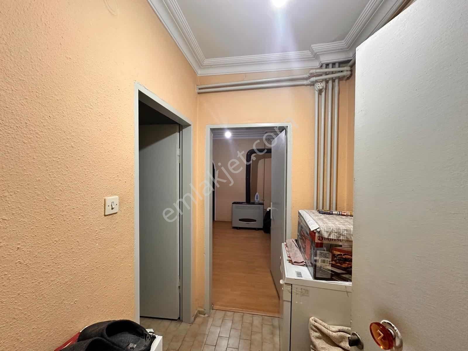 Balkan Mahallesi Göçmen Konutları Satılık 2+1 Daire