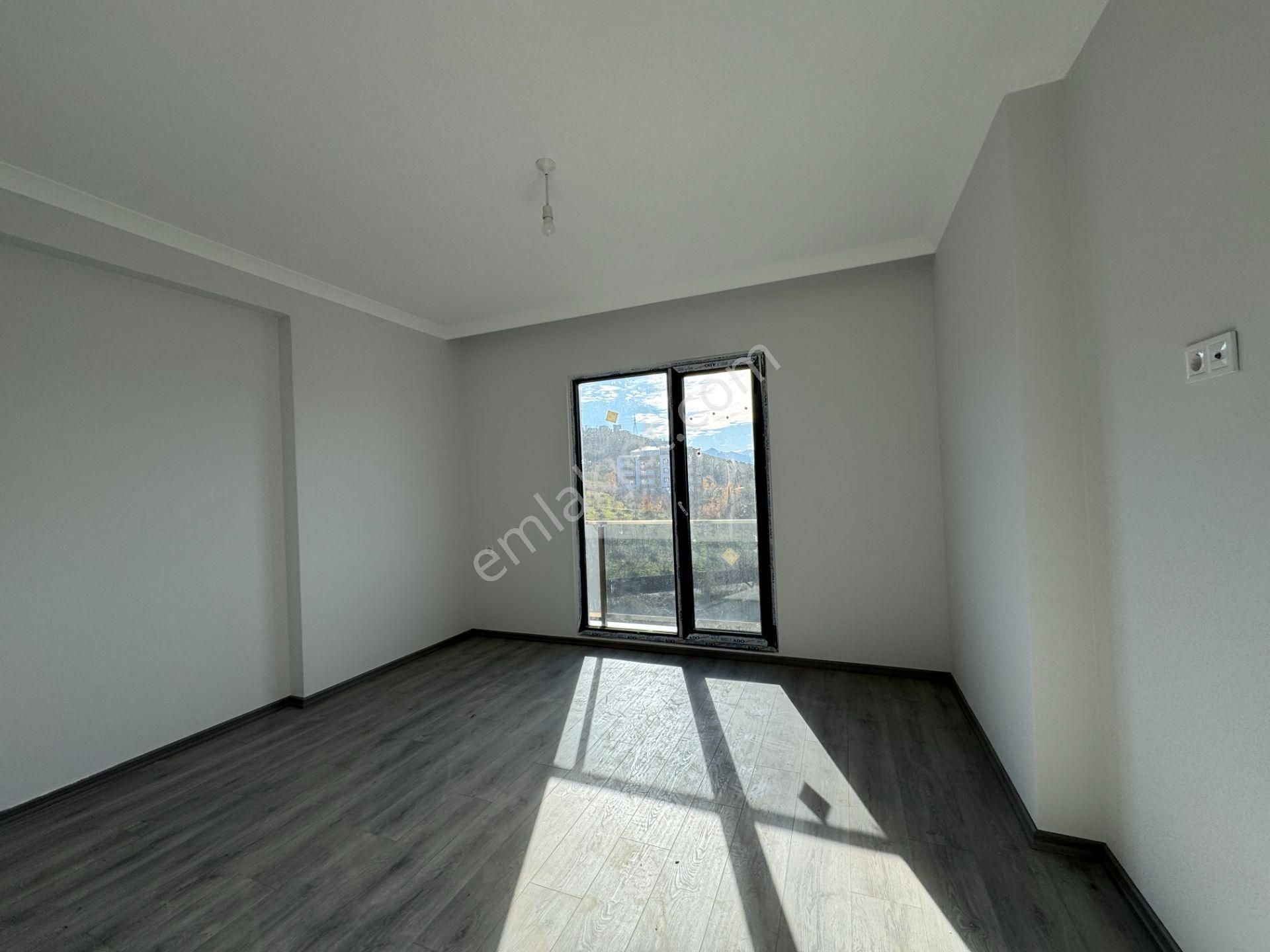 Trabzon Üniversite Mahallesi Zirve Sitesi 1+1 Kiralık Konut - Görsel 21