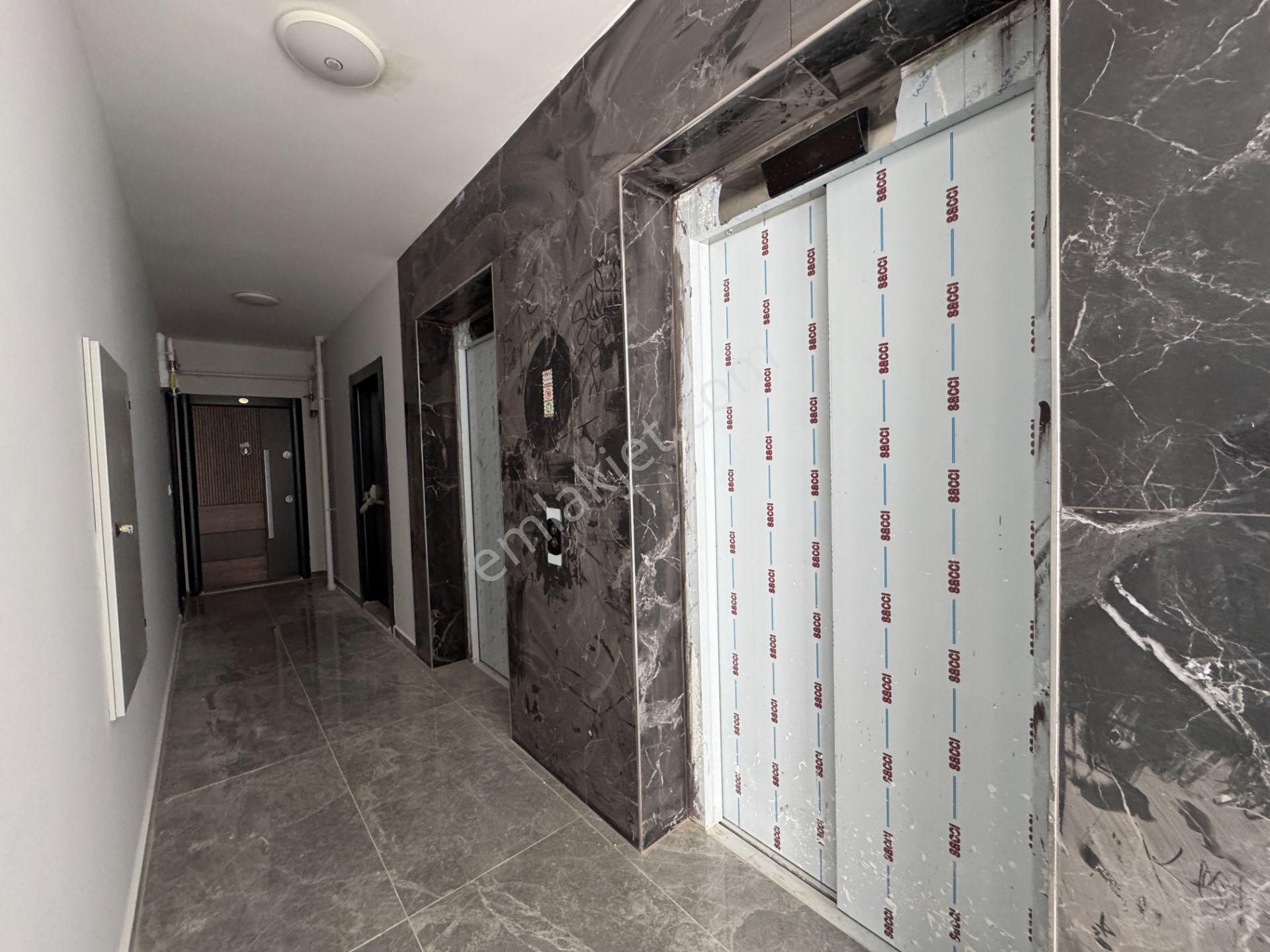 Trabzon Üniversite Mahallesi Zirve Sitesi 1+1 Kiralık Konut - Görsel 3