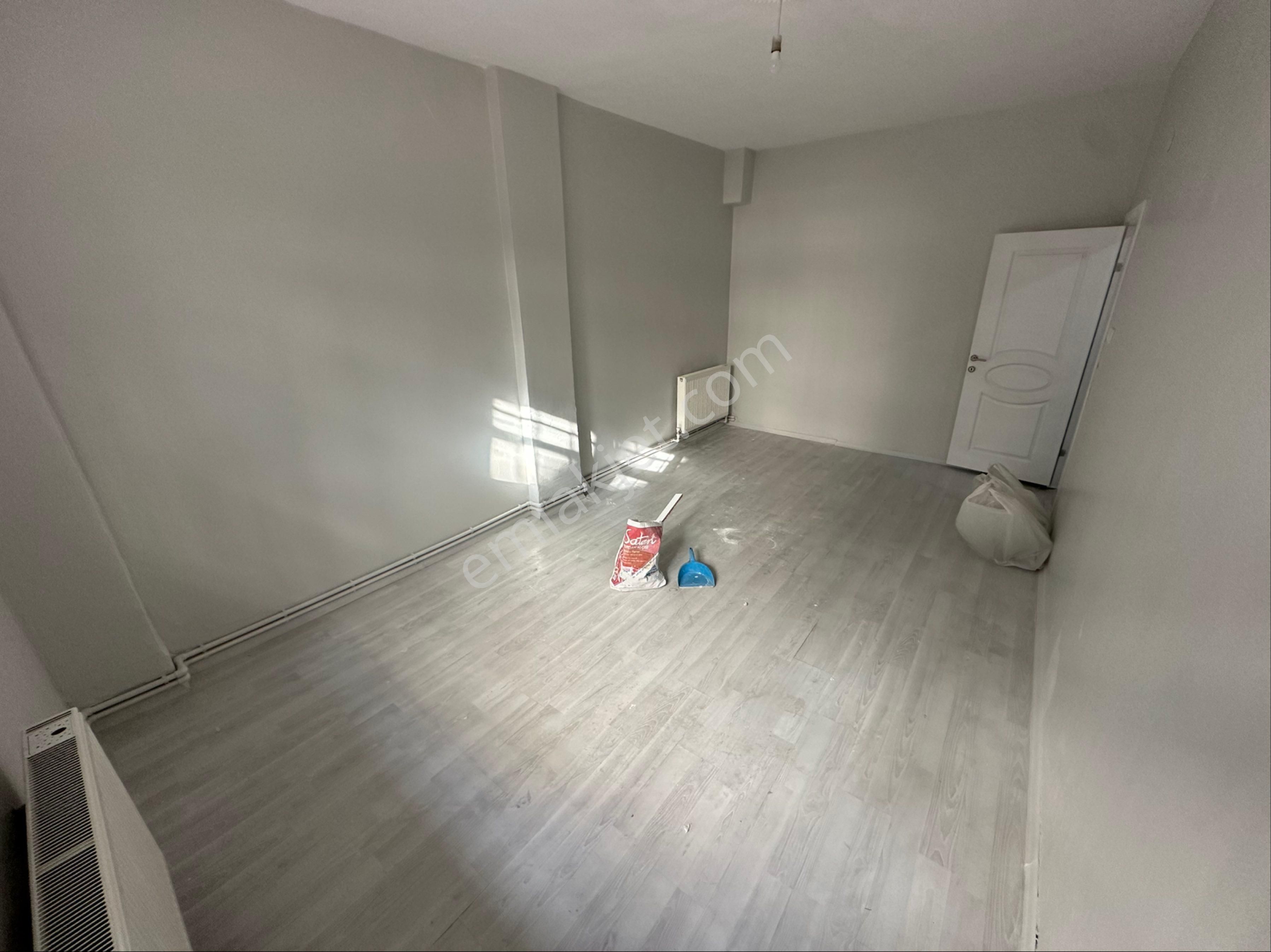 Uğurmumcu Tramvaya Yakın Kiralık Giriş Kat - Görsel 9