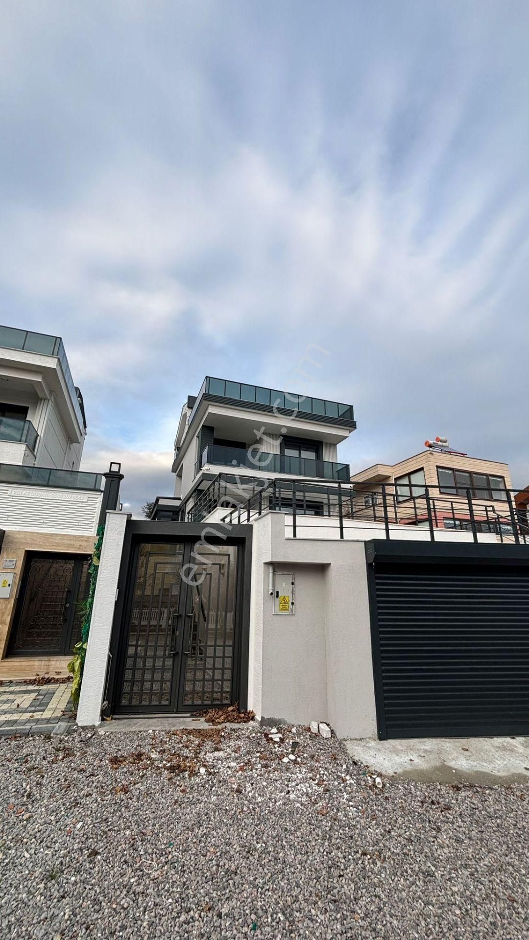 Güre Tahtakuşlar’da Emsalsiz! Deniz Manzaralı, 355 M² Arsada, Özel Havuzlu Ultra Lüks Müstakil Villa - Görsel 7