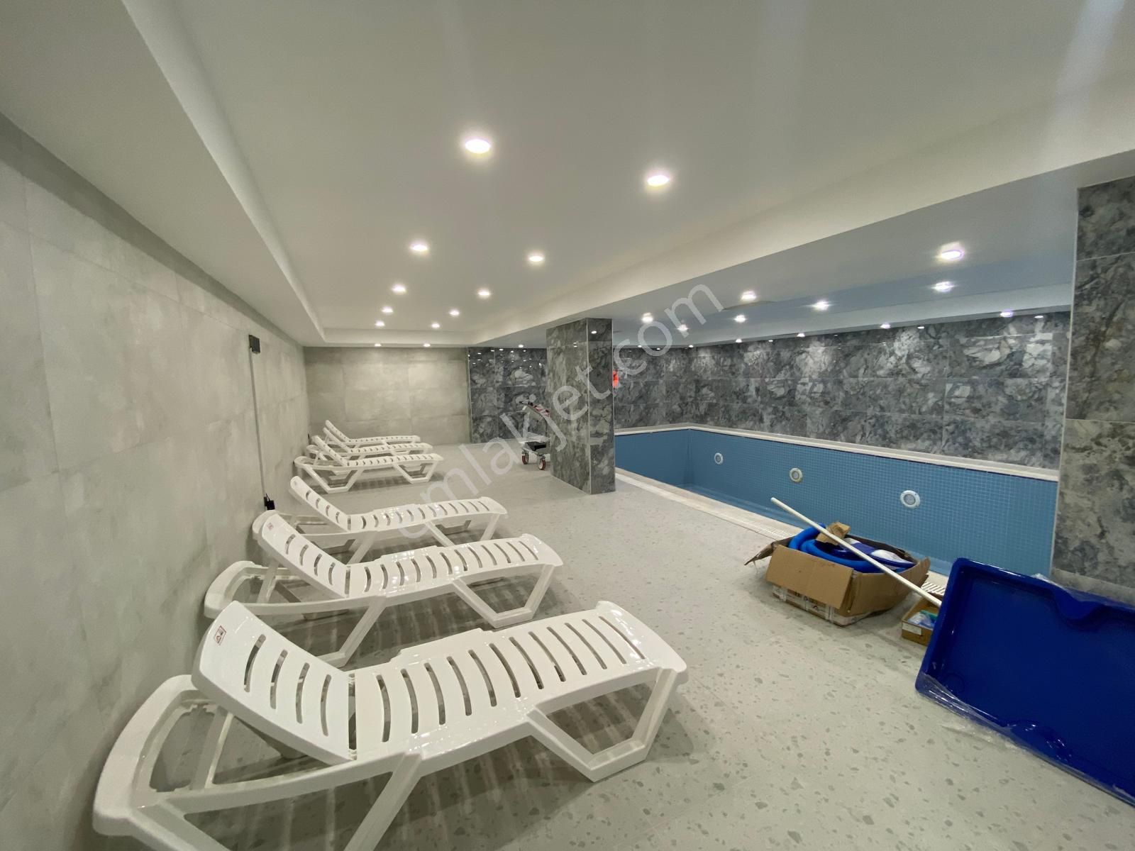 Trabzon Arsin'de Satılık 2+1 Eşyalı Rezidans Daire - Görsel 28