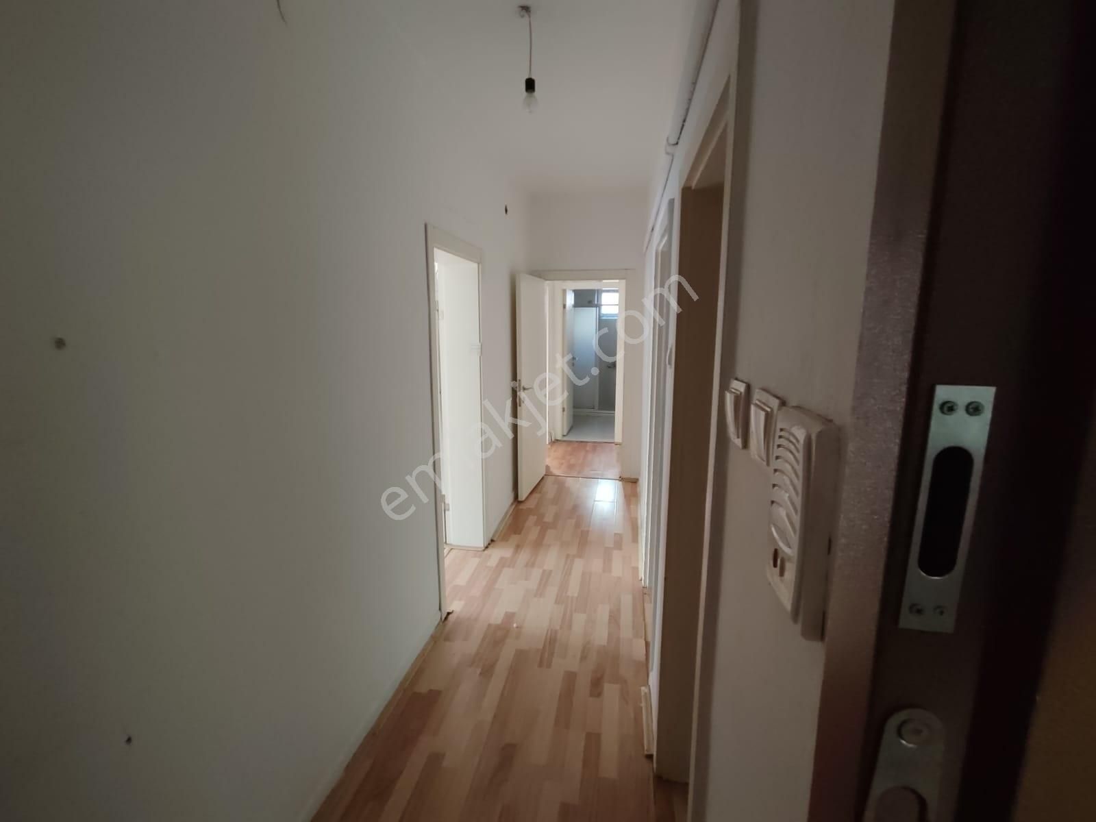 Keçiören Tepebaşı Bayrak Sokakta Ara Kat Satılık 3+1 Daire - Görsel 18