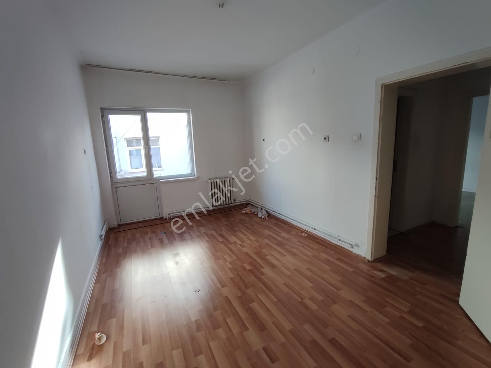 Keçiören Tepebaşı Bayrak Sokakta Ara Kat Satılık 3+1 Daire - Görsel 15