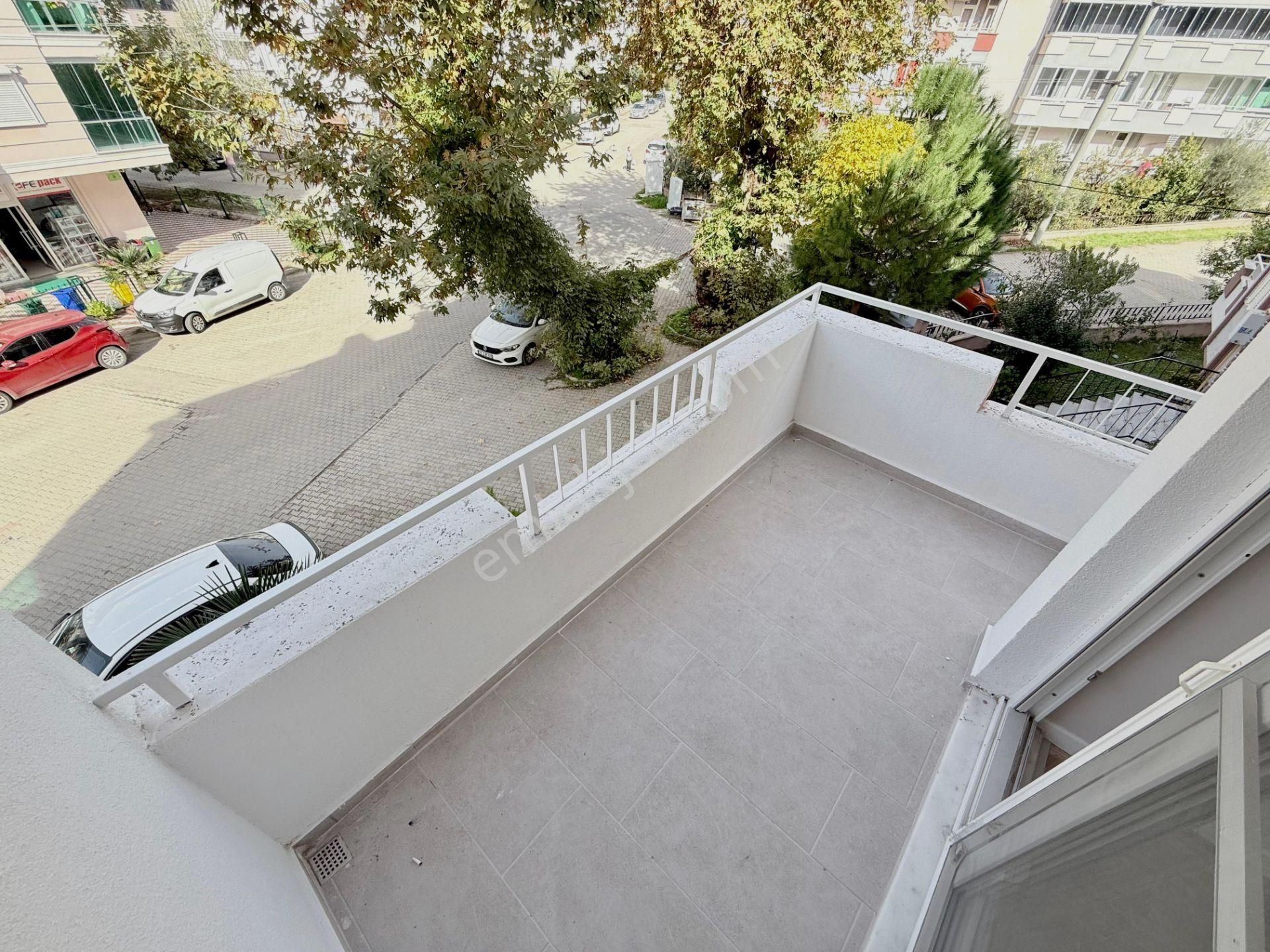 Parla'dan Lüks Tasarım Ön Cephe Ara Kat Satılık 3+1 Daire - Görsel 24