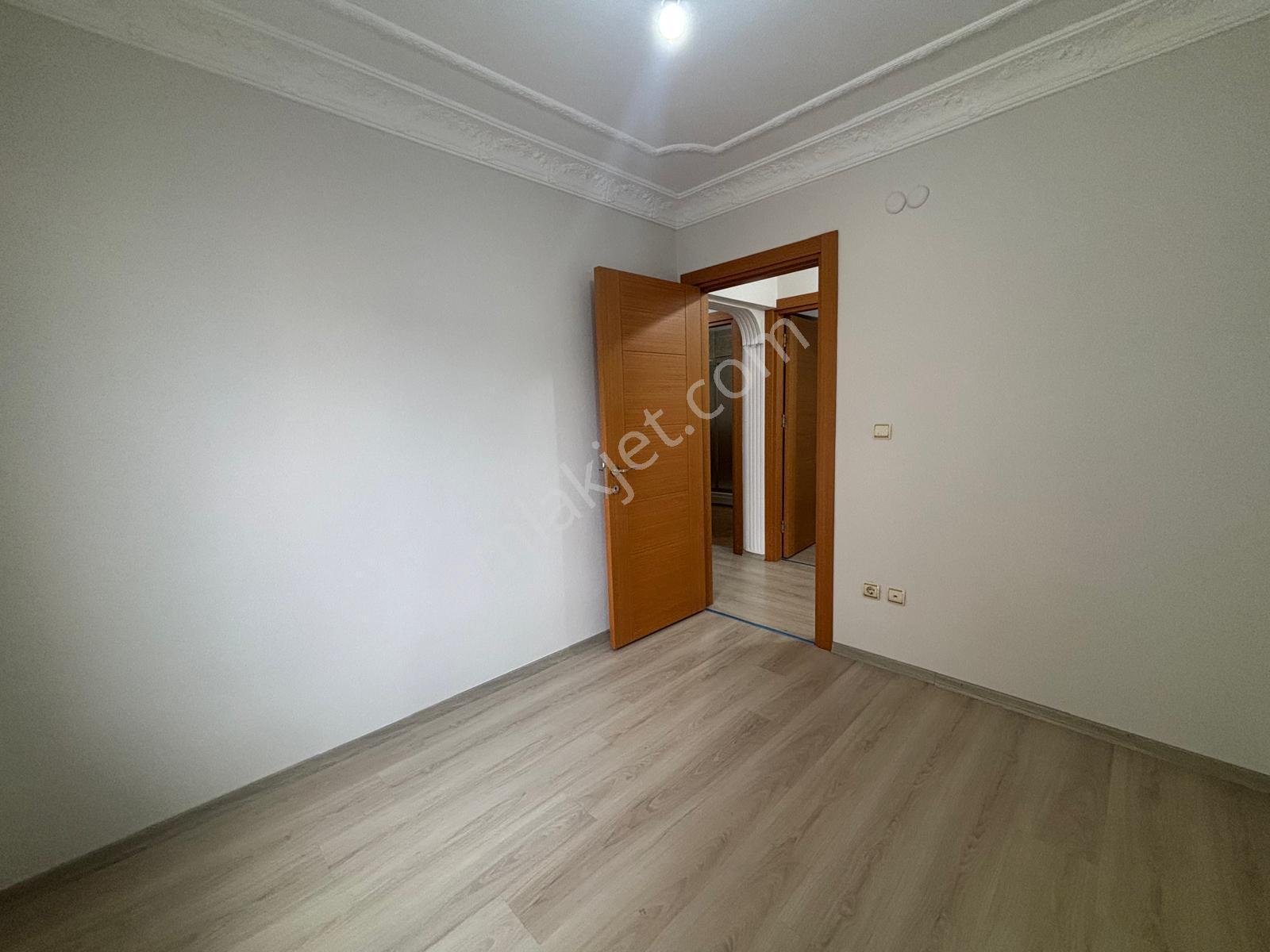 Ümraniye Dudullu'da Site İçerisinde Masrafsız Satılık 3+1 Daire - Görsel 10