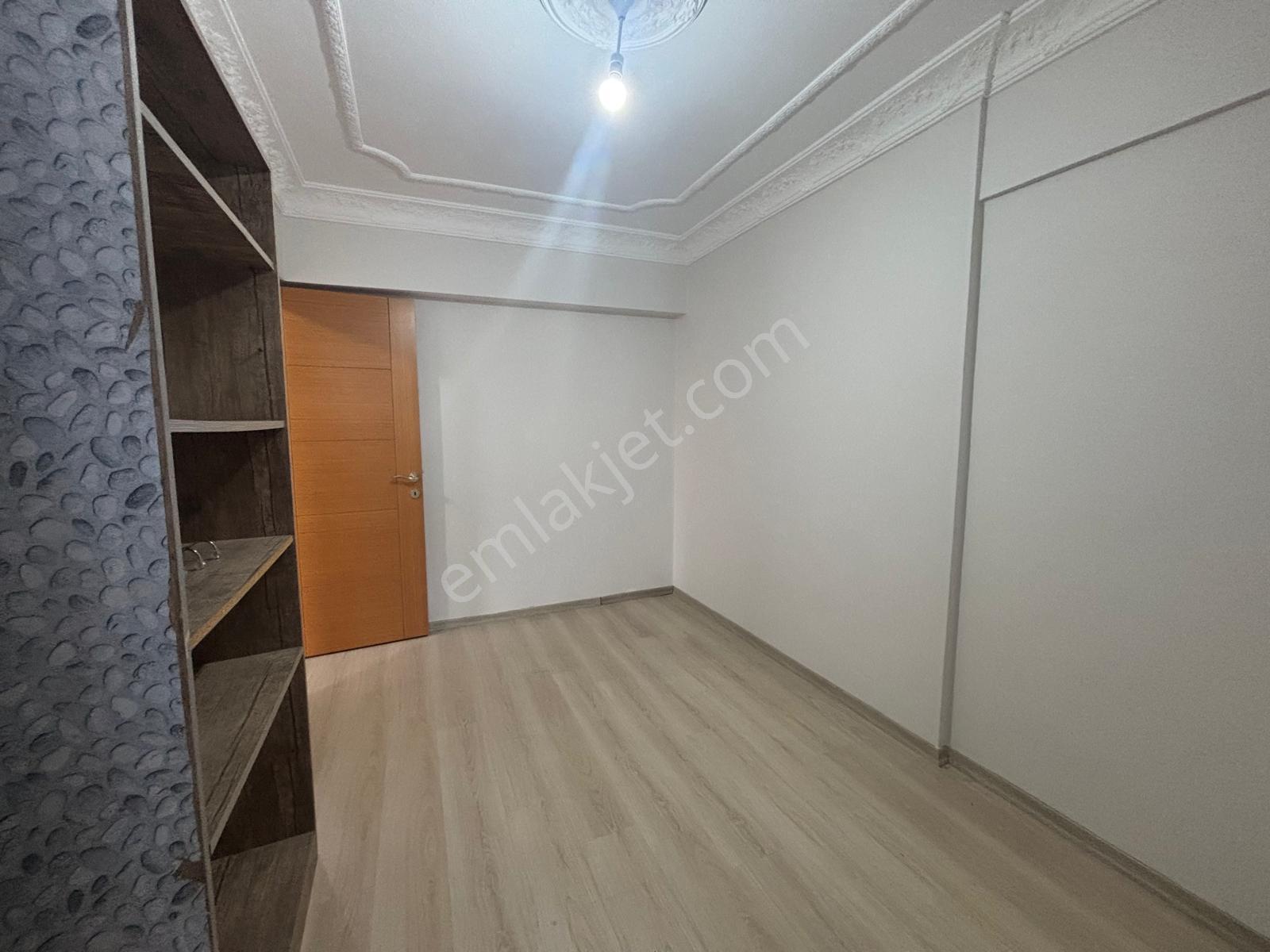Ümraniye Dudullu'da Site İçerisinde Masrafsız Satılık 3+1 Daire - Görsel 14