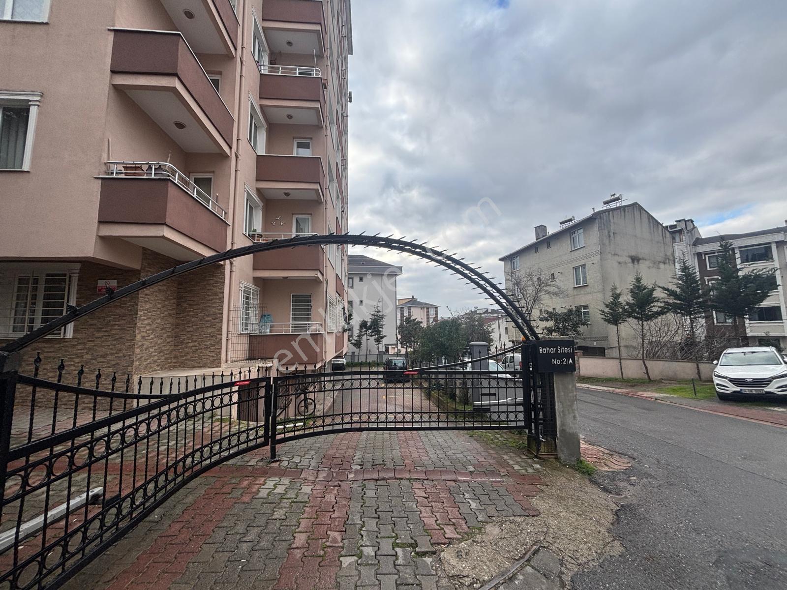 Ümraniye Dudullu'da Site İçerisinde Masrafsız Satılık 3+1 Daire - Görsel 32