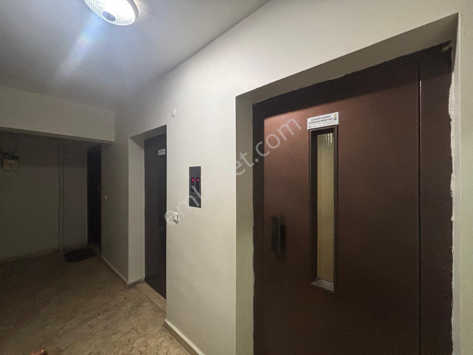 Ümraniye Dudullu'da Site İçerisinde Masrafsız Satılık 3+1 Daire - Görsel 25