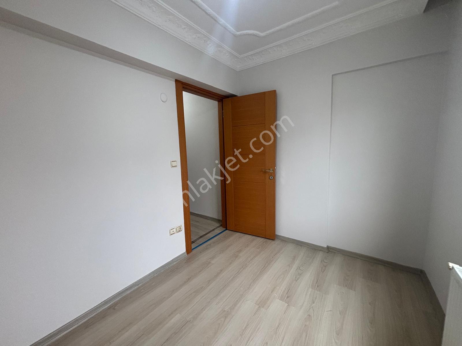Ümraniye Dudullu'da Site İçerisinde Masrafsız Satılık 3+1 Daire - Görsel 16