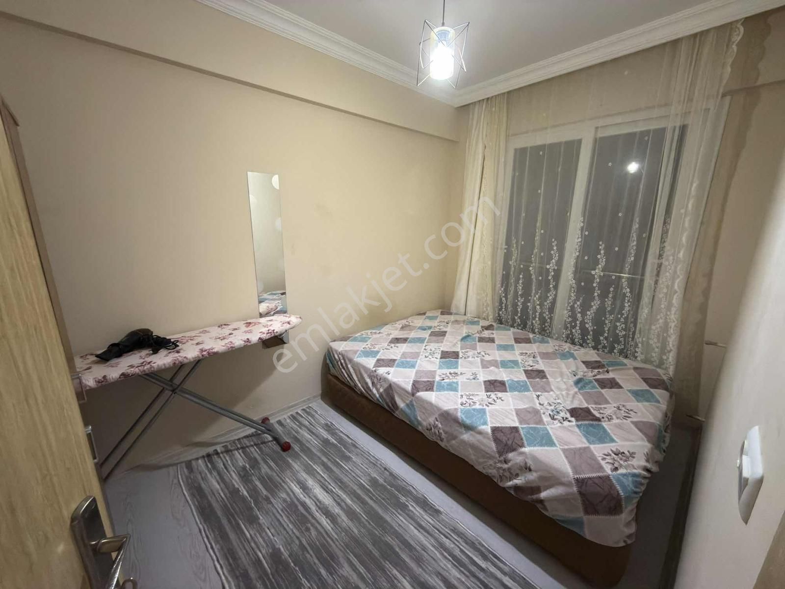 Kuşadası Davutlar Merkezde Satılık Eşyalı 1+1 Daire - Görsel 12