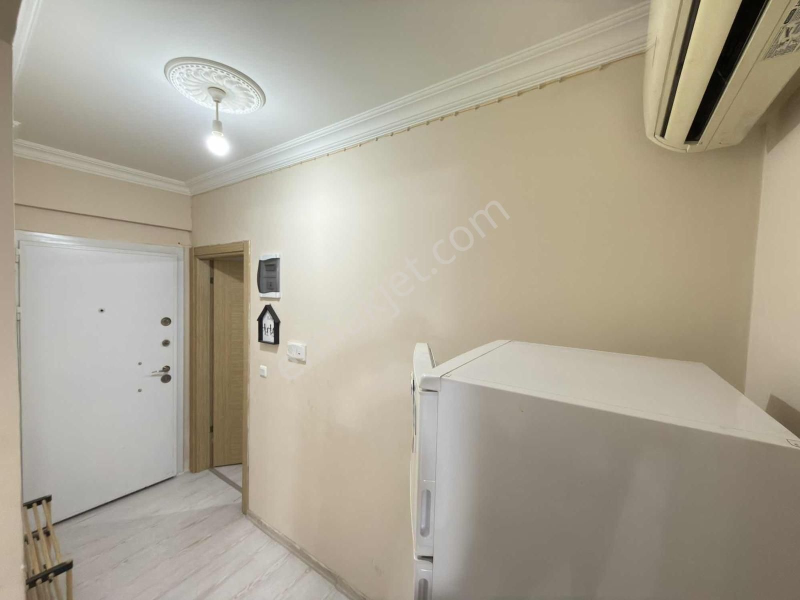 Kuşadası Davutlar Merkezde Satılık Eşyalı 1+1 Daire - Görsel 6