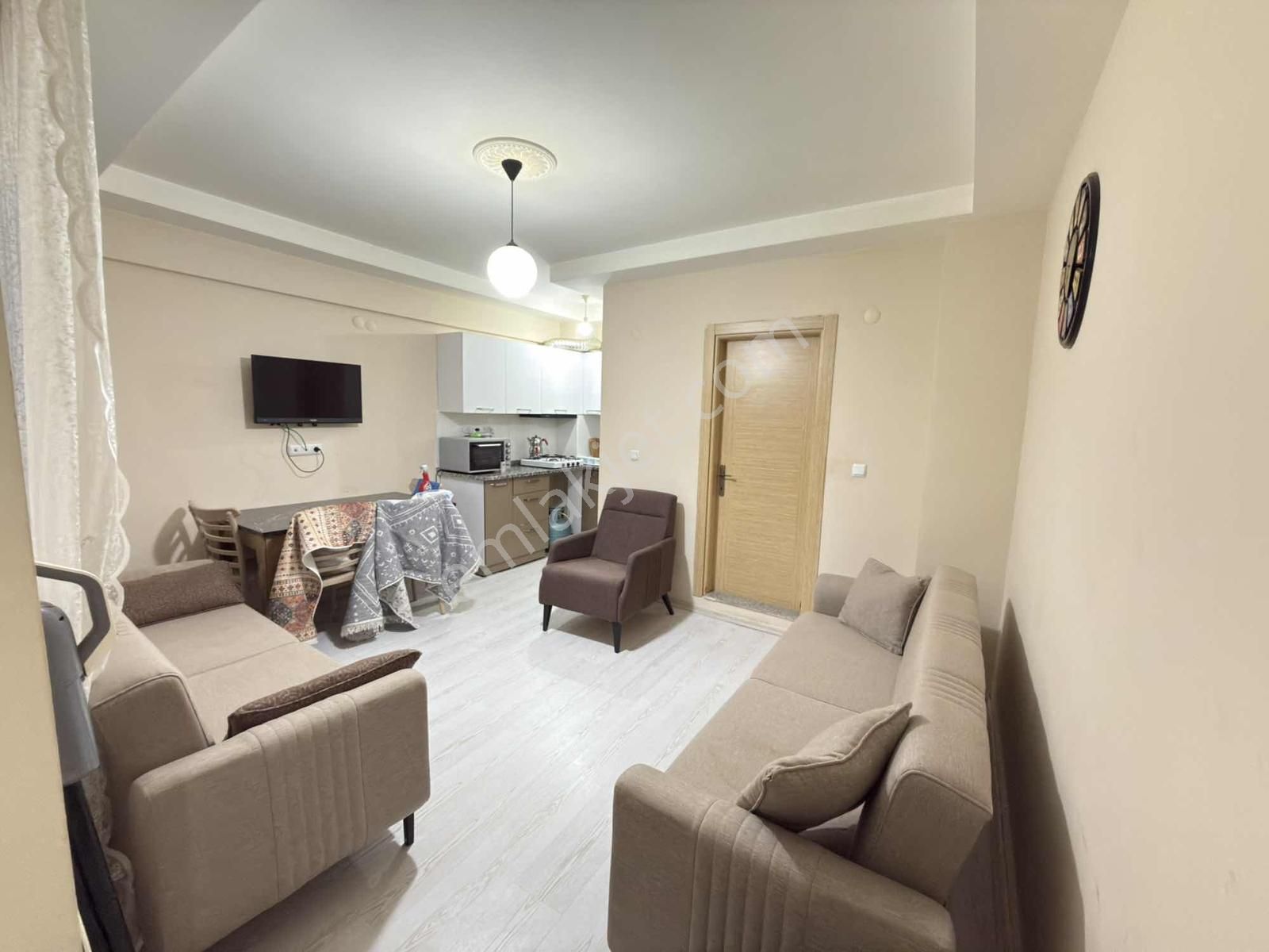 Kuşadası Davutlar Merkezde Satılık Eşyalı 1+1 Daire - Görsel 17