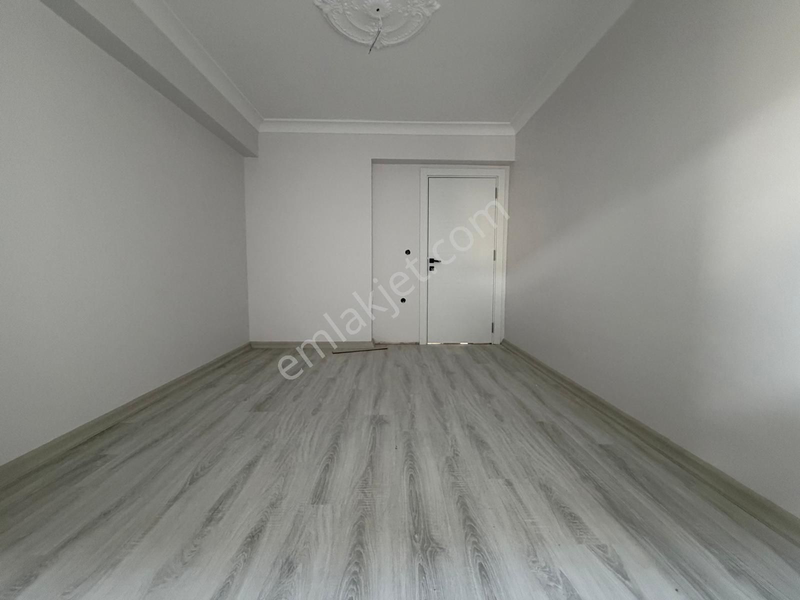 Bahçelievler Merkez'de Sıfır Binada 3+1 Geniş Ara Kat Daire - Görsel 9