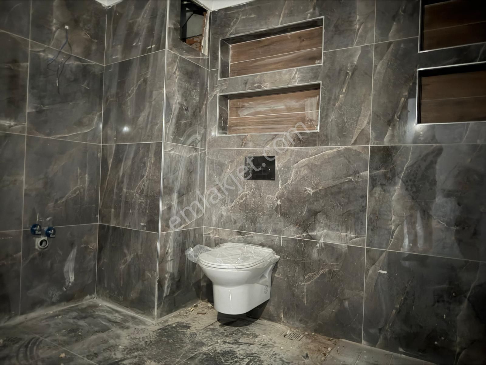 Bahçelievler Merkez'de Sıfır Binada 3+1 Geniş Ara Kat Daire - Görsel 19