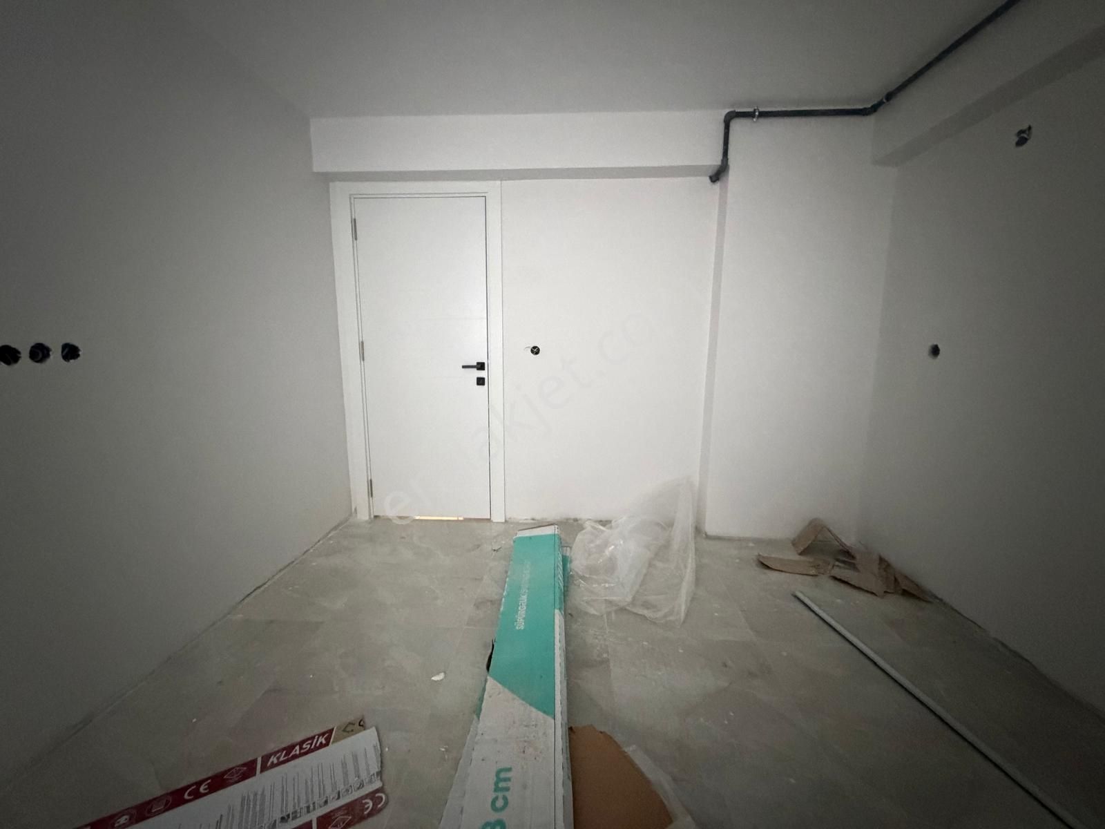 Bahçelievler Merkez'de Sıfır Binada 3+1 Geniş Ara Kat Daire - Görsel 15