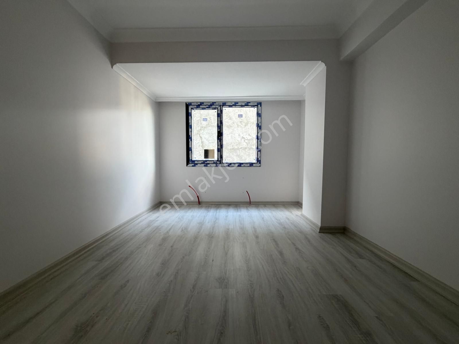 Bahçelievler Merkez'de Sıfır Binada 3+1 Geniş Ara Kat Daire - Görsel 6