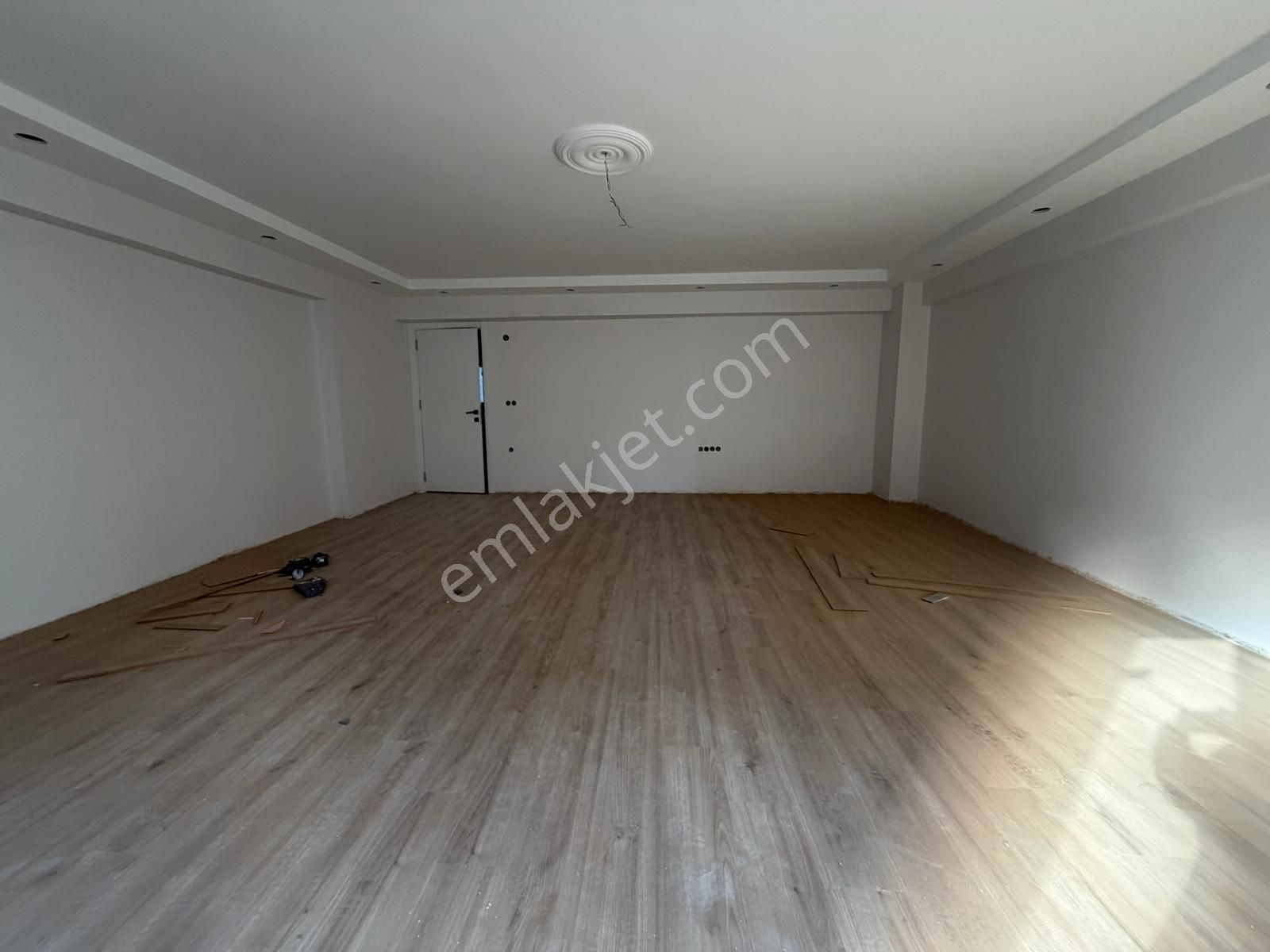 Bahçelievler Merkez'de Sıfır Binada 3+1 Geniş Ara Kat Daire - Görsel 5