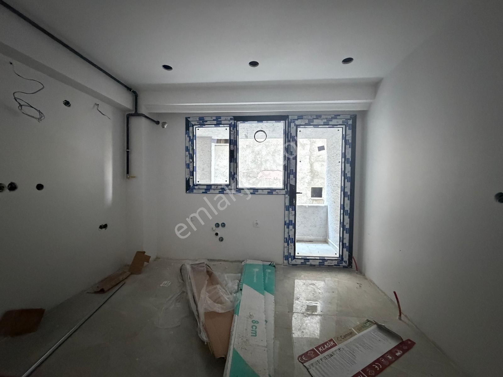 Bahçelievler Merkez'de Sıfır Binada 3+1 Geniş Ara Kat Daire - Görsel 13