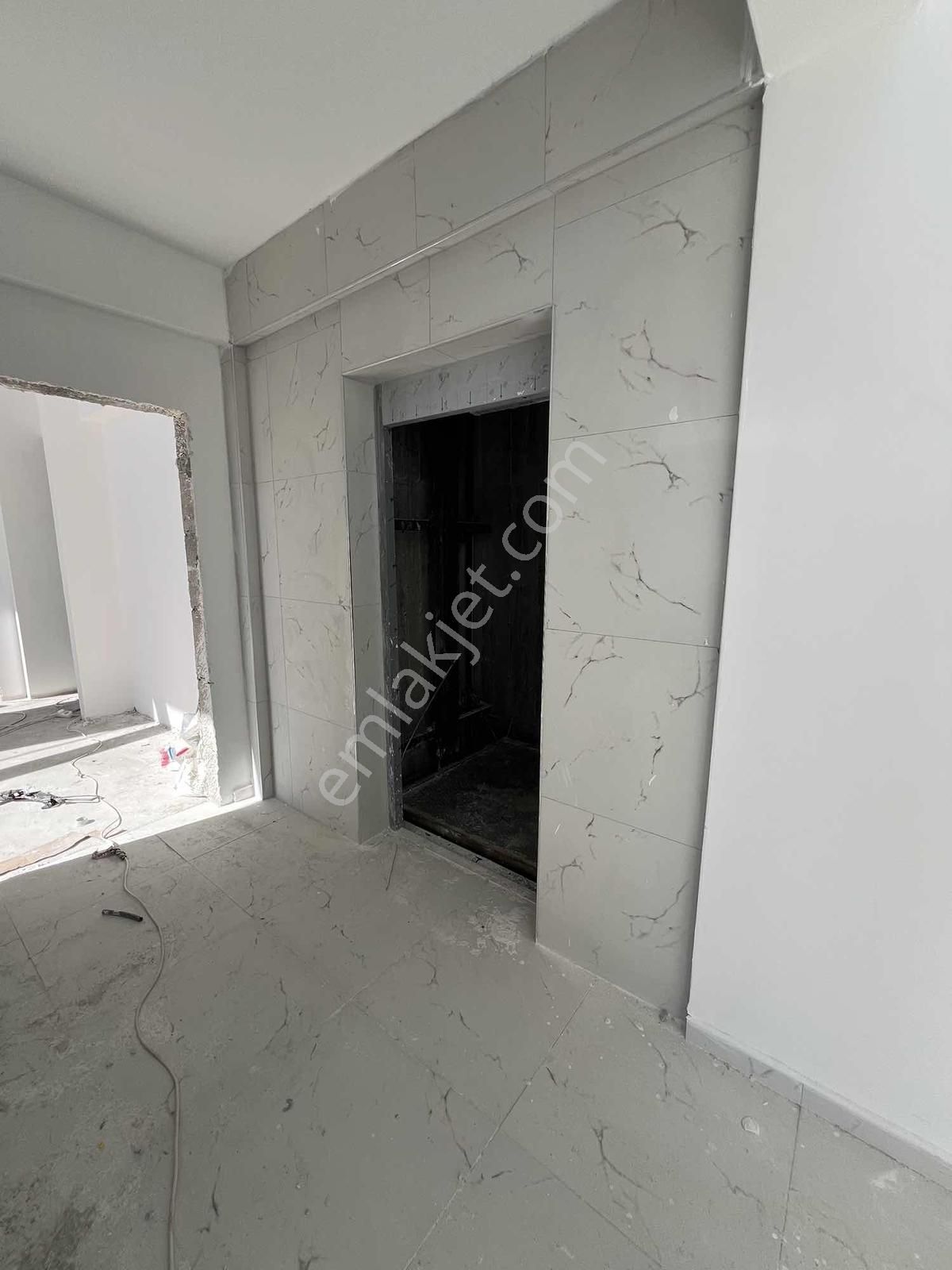 Eski Mezitlide Lansmana Özel Lüks 2+1 Daireler - Görsel 11