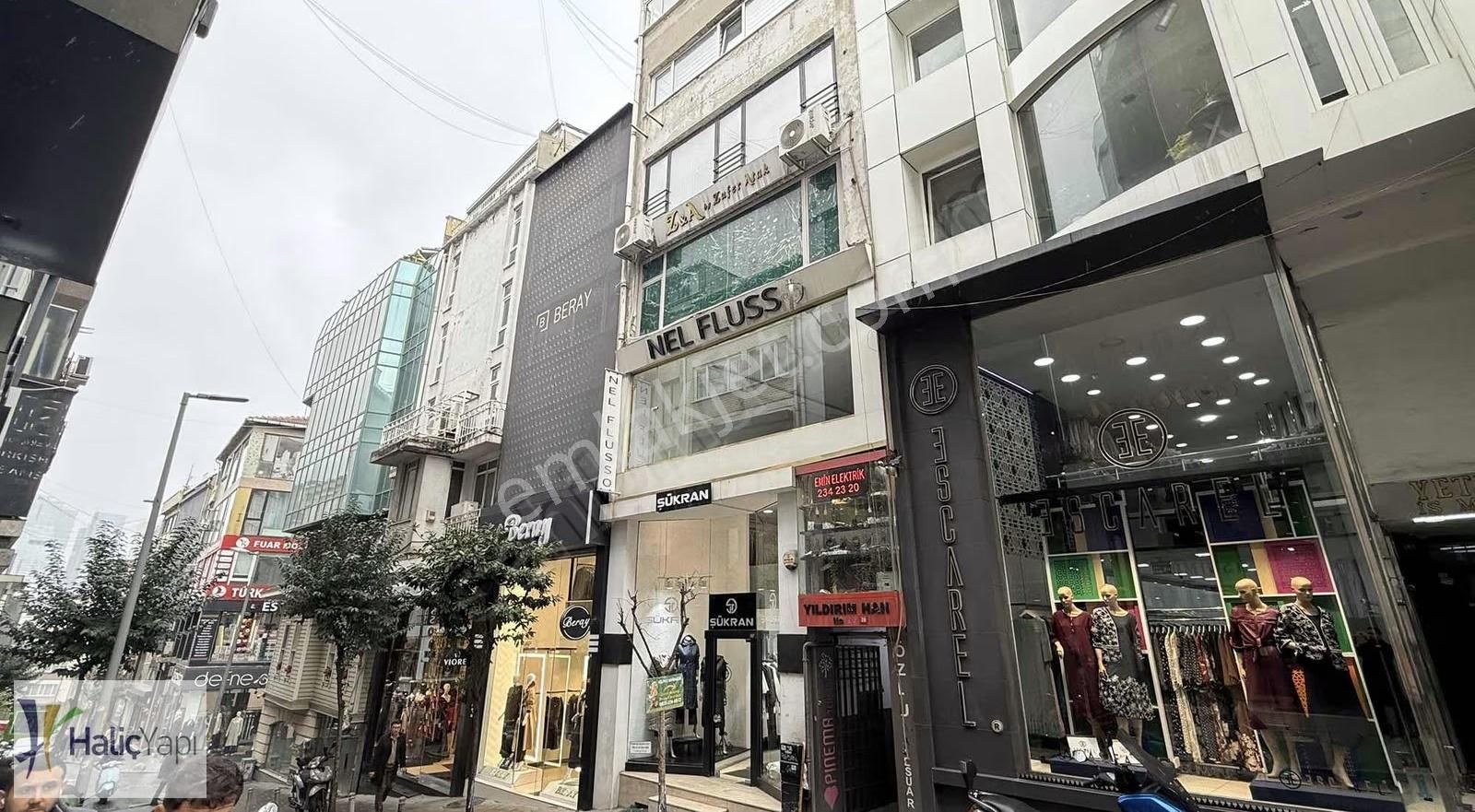 Nişantaşı Baytar Ahmet Sokakta Vitrinli Kiralık İş Yeri - Görsel 5