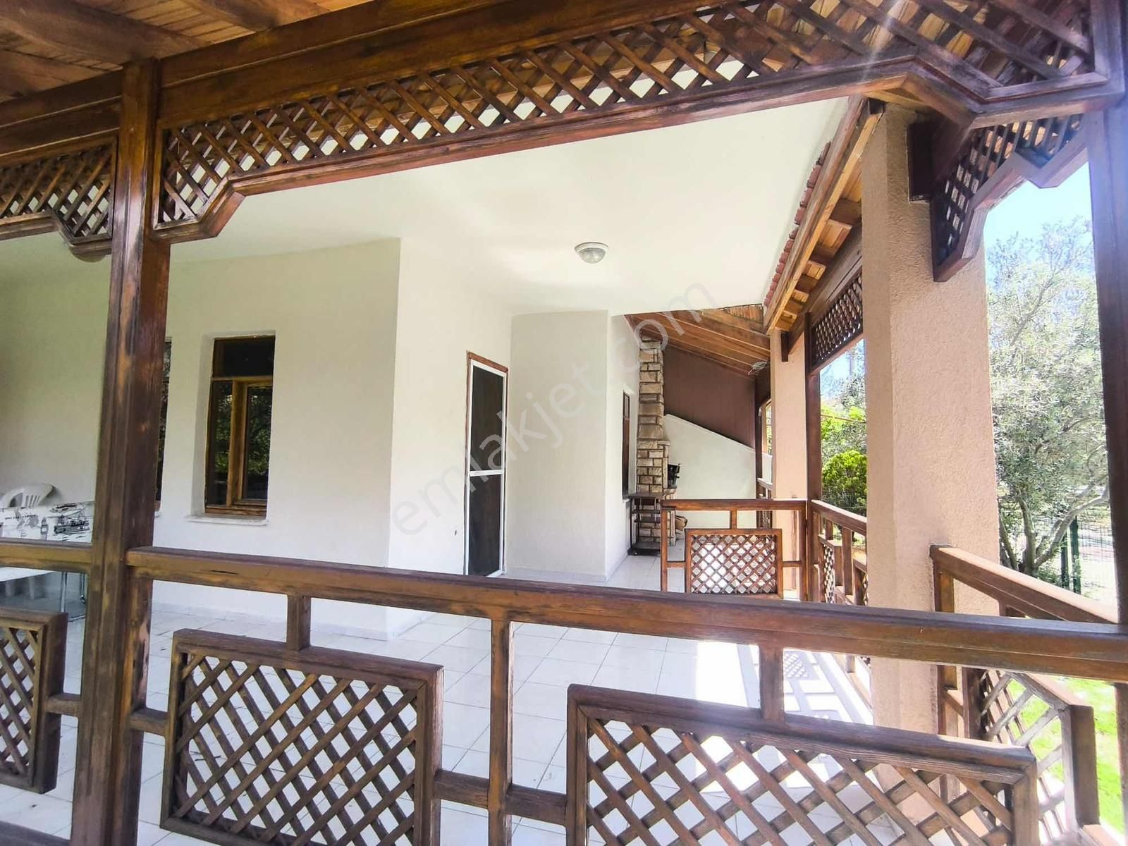 Dikili Çandarlı Site İçerisinde Satılık Villa - Görsel 24